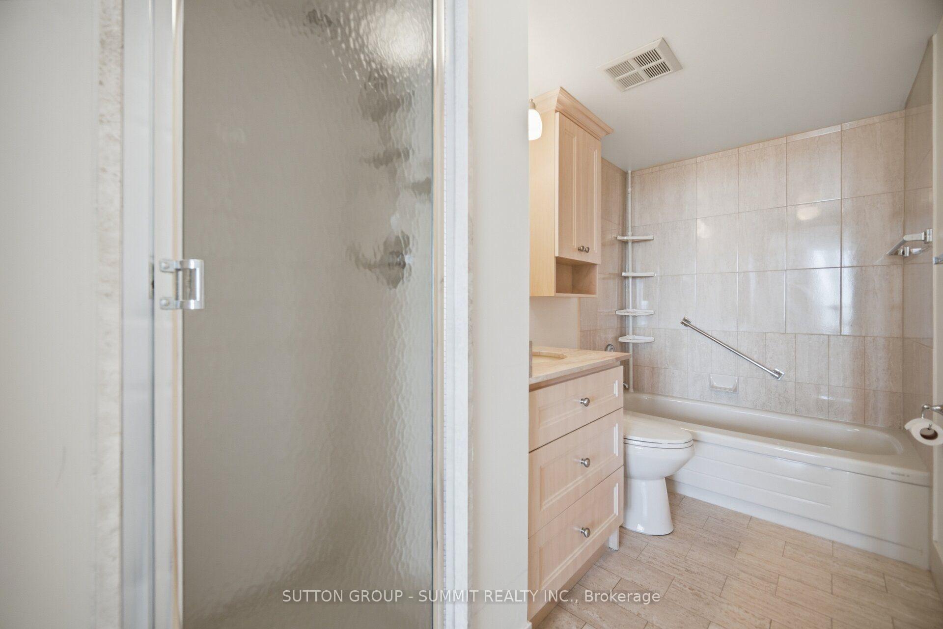 Photo 33 of Unit 911, 20 Cherrytree Drive, Brampton, Fletcher's Creek South — HOMEH