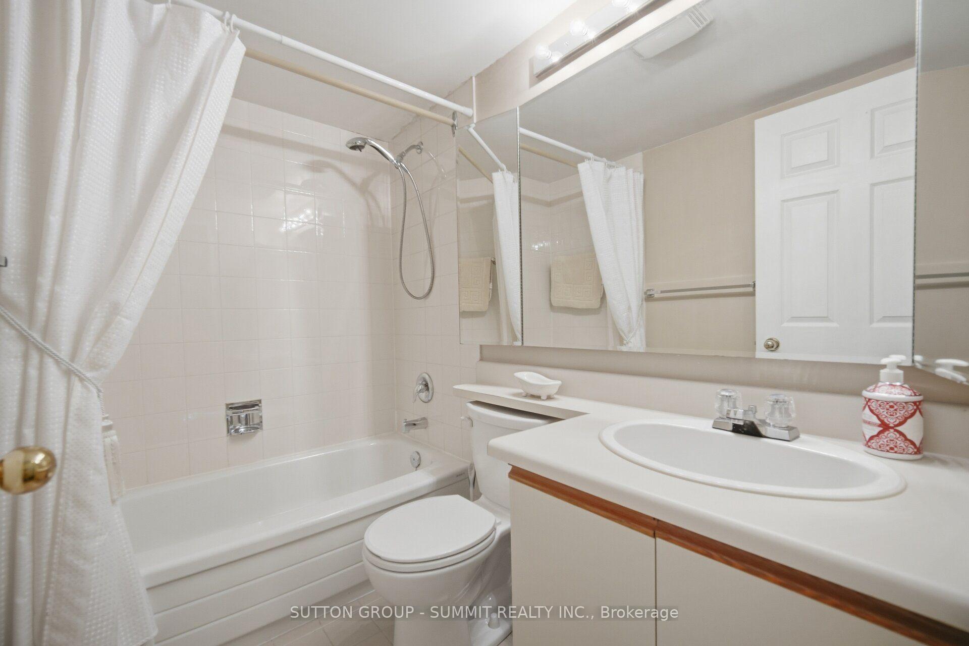 Photo 38 of Unit 911, 20 Cherrytree Drive, Brampton, Fletcher's Creek South — HOMEH