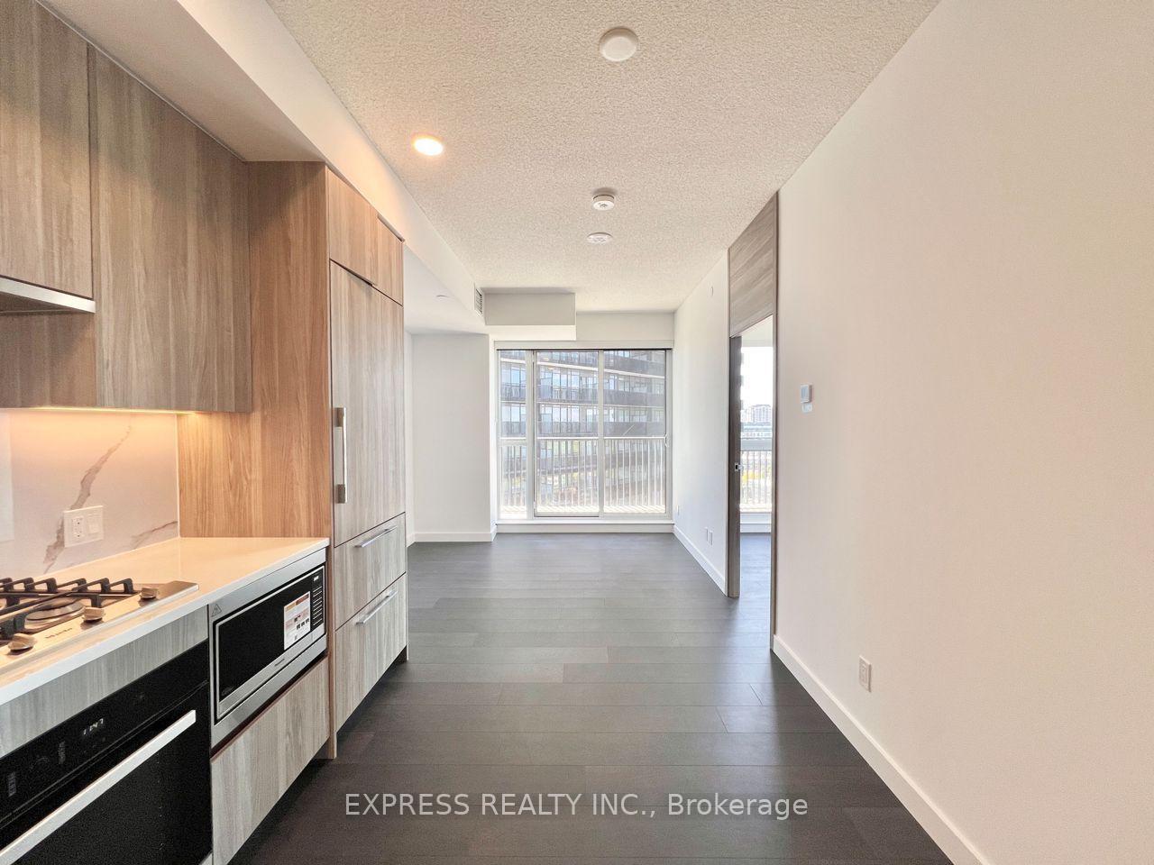 Photo 2 of Unit 2005, 68 Esther Shiner Boulevard, North York, Bayview Village — HOMEH