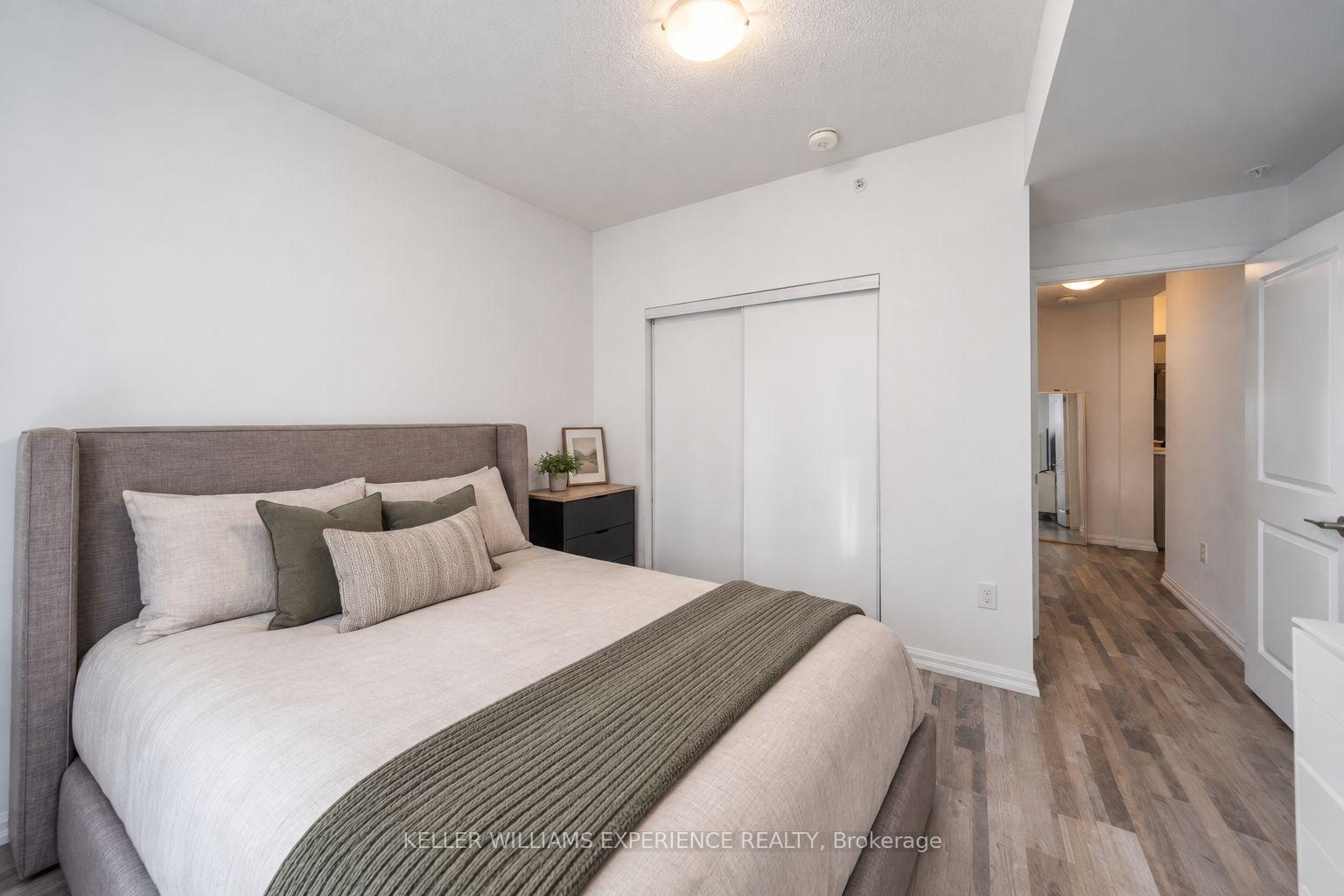 Photo 13 of Unit 113, 302 Essa Road, Barrie, 400 West — HOMEH