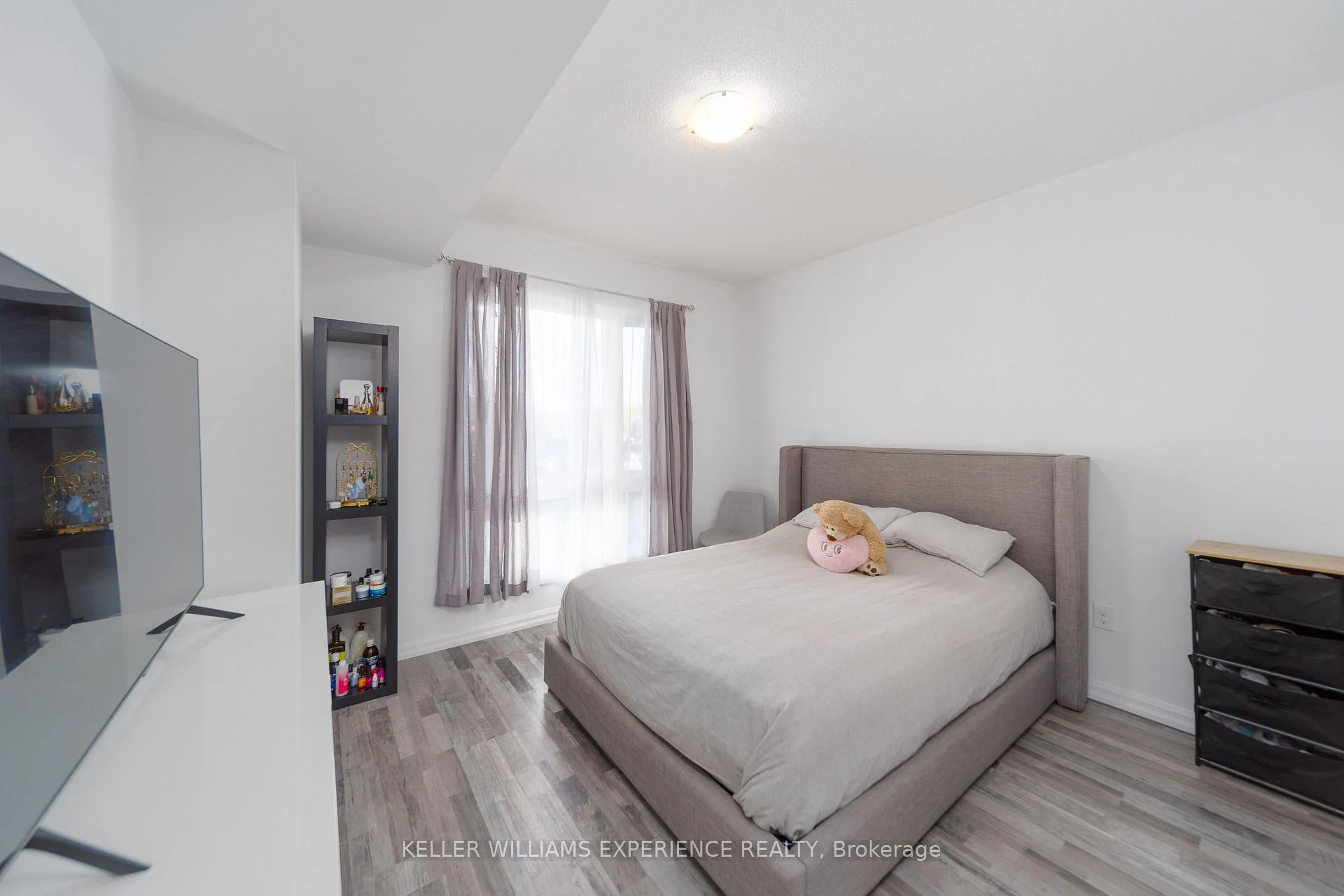 Photo 10 of Unit 113, 302 Essa Road, Barrie, 400 West — HOMEH