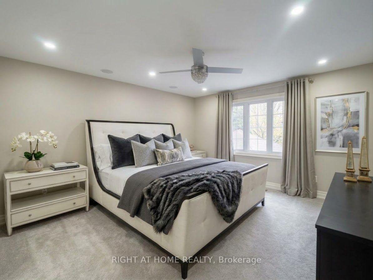 Photo 11 of 208 Burton Grove, King, King City — HOMEH