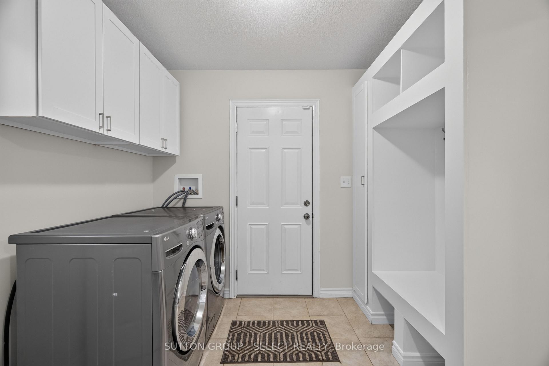Photo 18 of 713 Silverfox Place, London, North S — HOMEH