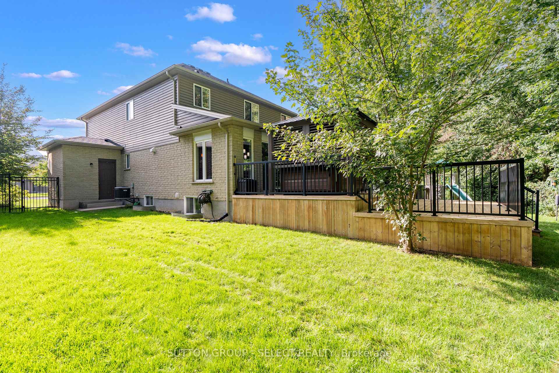 Photo 44 of 713 Silverfox Place, London, North S — HOMEH
