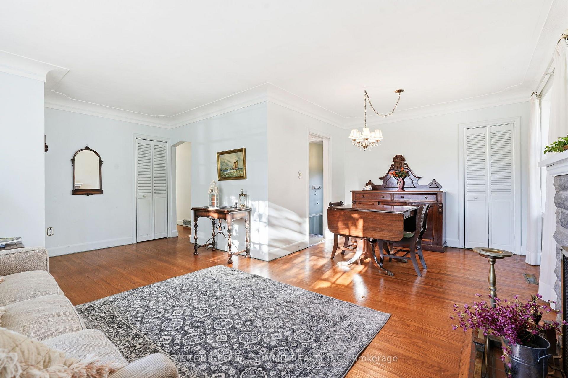 Photo 7 of 2117 Maplewood Drive, Burlington, Brant — HOMEH