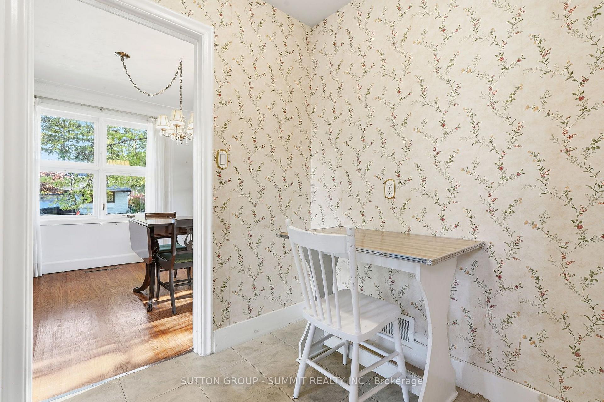Photo 15 of 2117 Maplewood Drive, Burlington, Brant — HOMEH