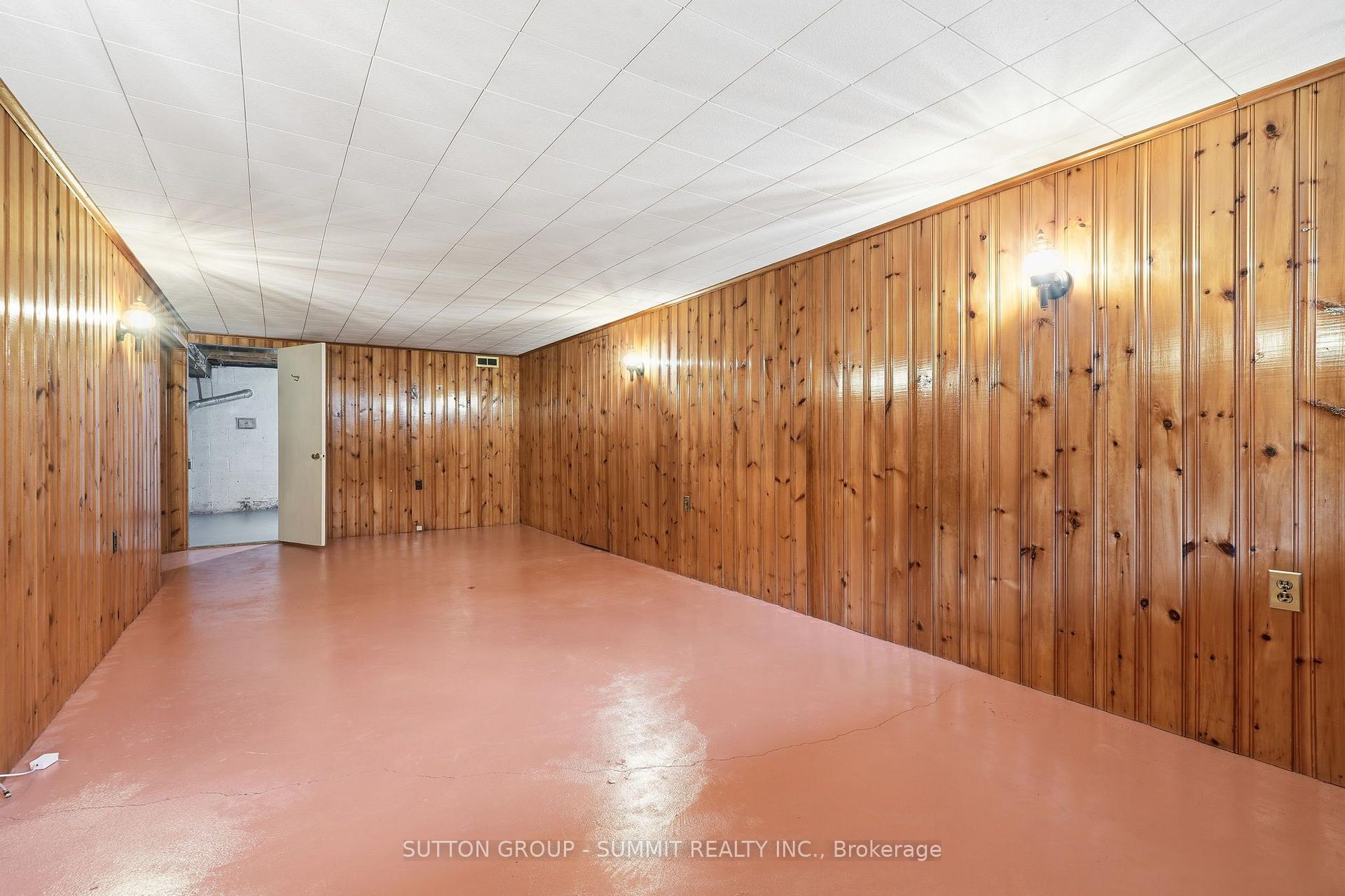 Photo 23 of 2117 Maplewood Drive, Burlington, Brant — HOMEH