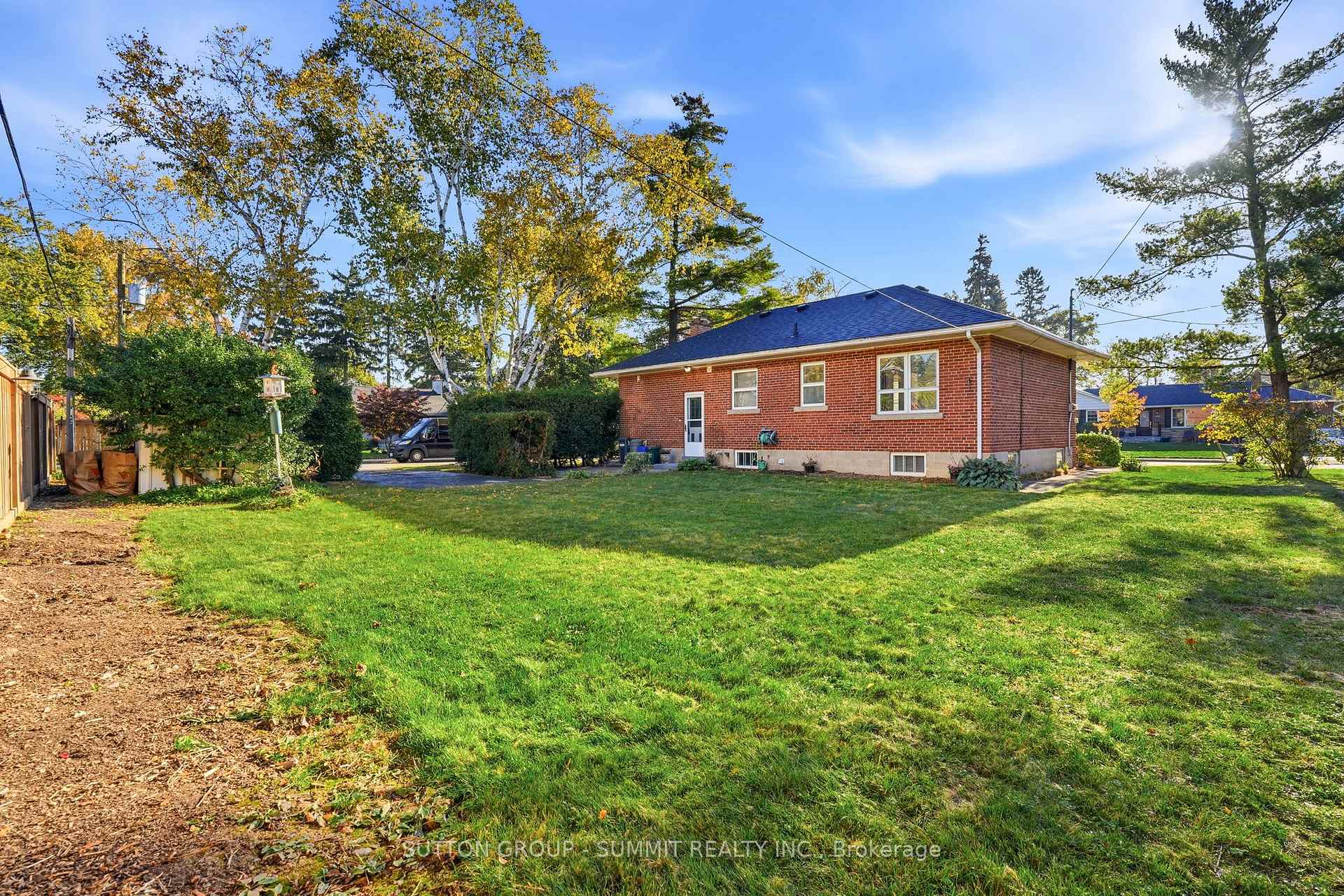 Photo 33 of 2117 Maplewood Drive, Burlington, Brant — HOMEH
