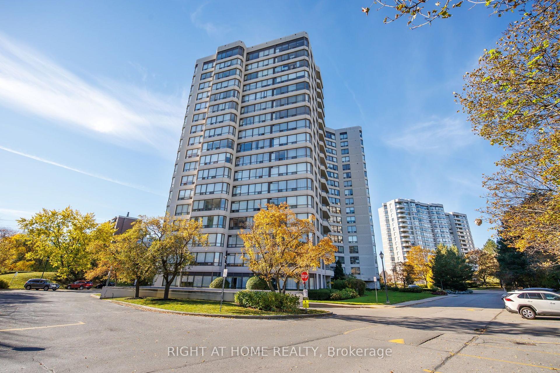 Photo of 1101 Steeles Avenue W