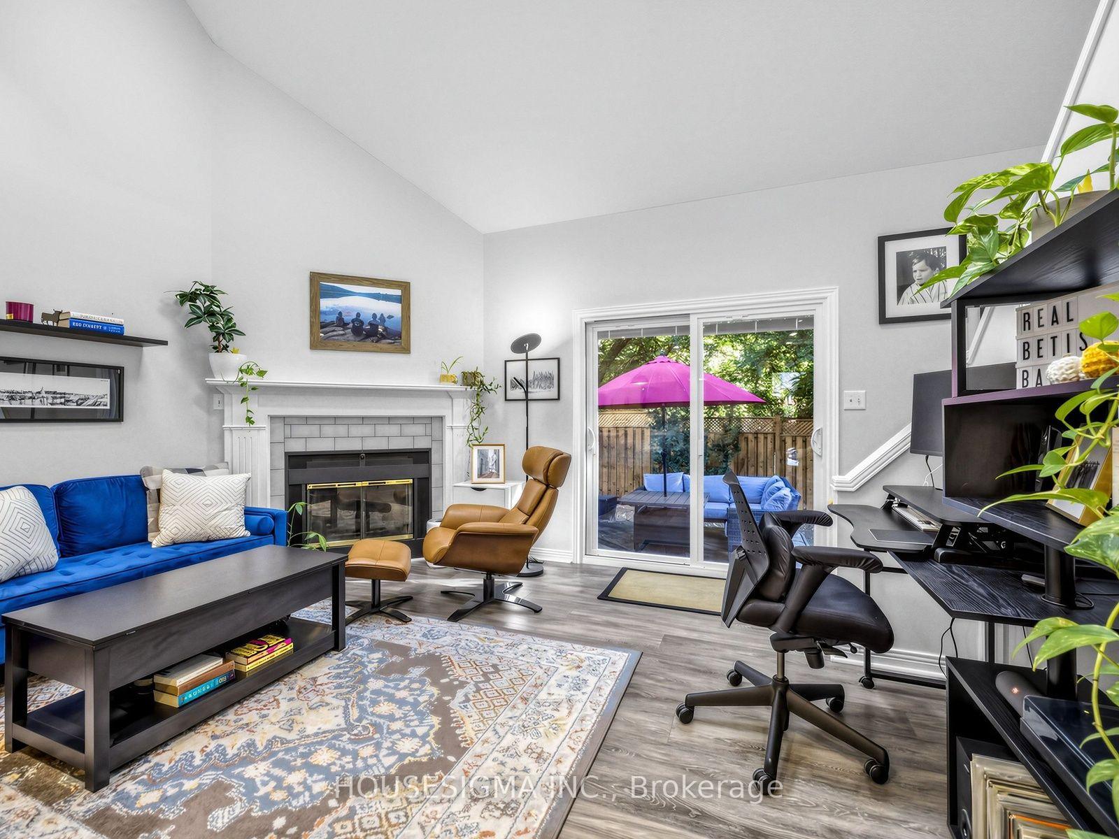 Photo 13 of Unit 17, 935 King Road, Burlington, LaSalle — HOMEH