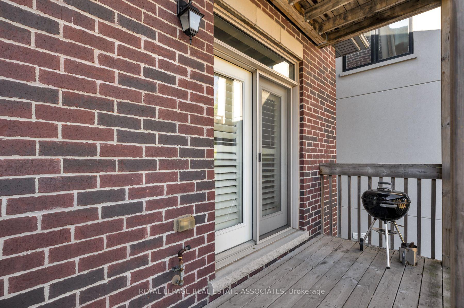 Photo 22 of 1067 Shaw Drive, Mississauga, Lakeview — HOMEH