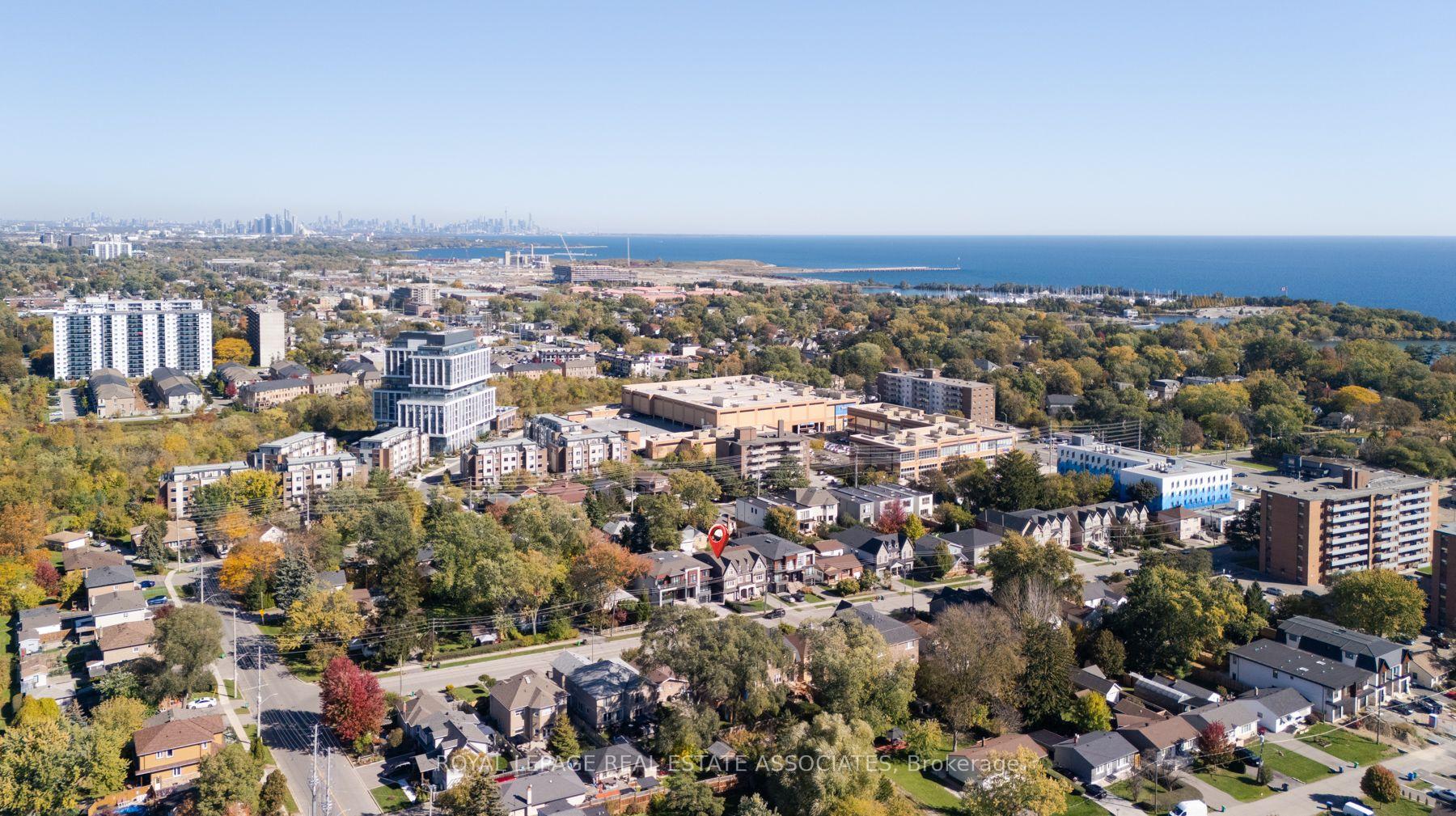 Photo 48 of 1067 Shaw Drive, Mississauga, Lakeview — HOMEH