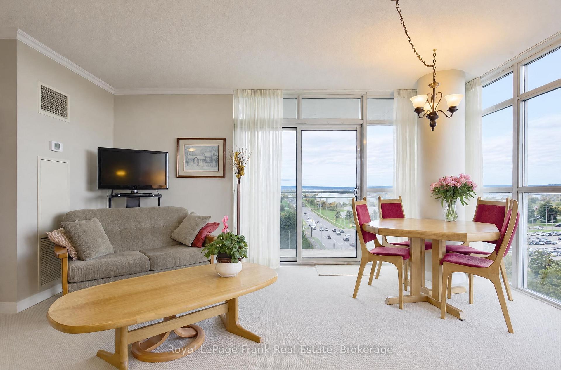 Photo 7 of Unit 904, 1600 Charles Street, Whitby, Port Whitby — HOMEH