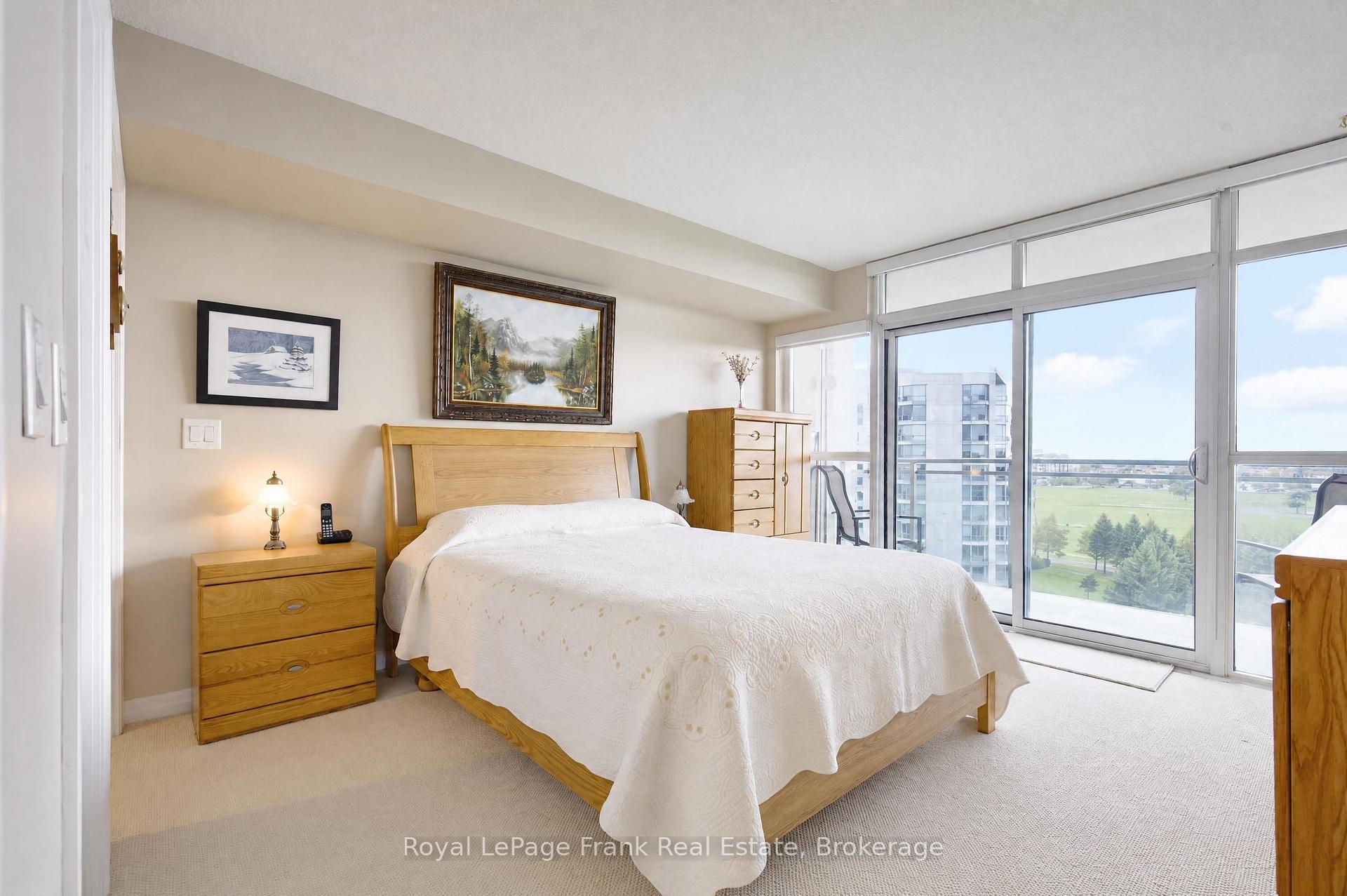 Photo 11 of Unit 904, 1600 Charles Street, Whitby, Port Whitby — HOMEH