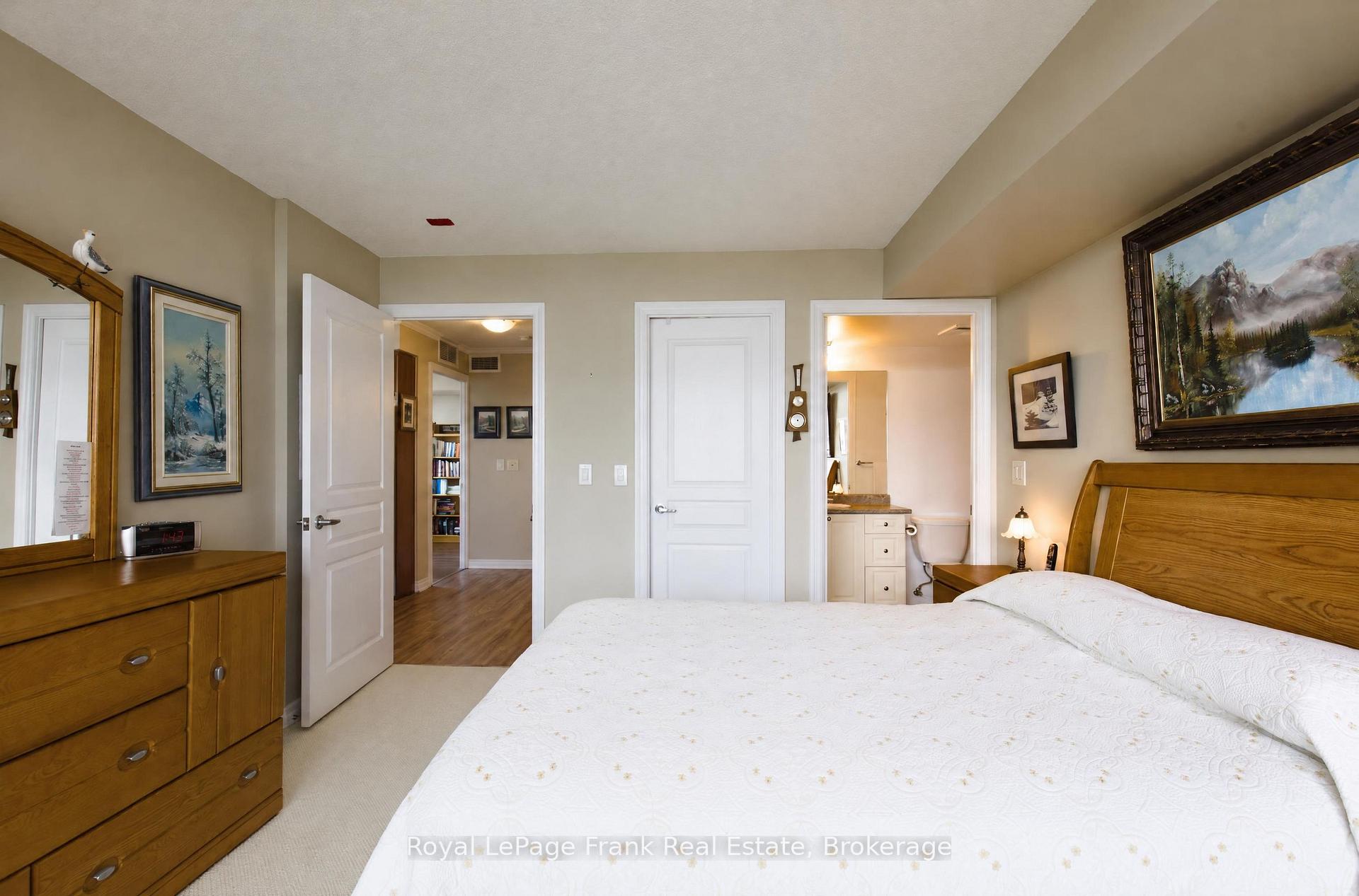 Photo 13 of Unit 904, 1600 Charles Street, Whitby, Port Whitby — HOMEH