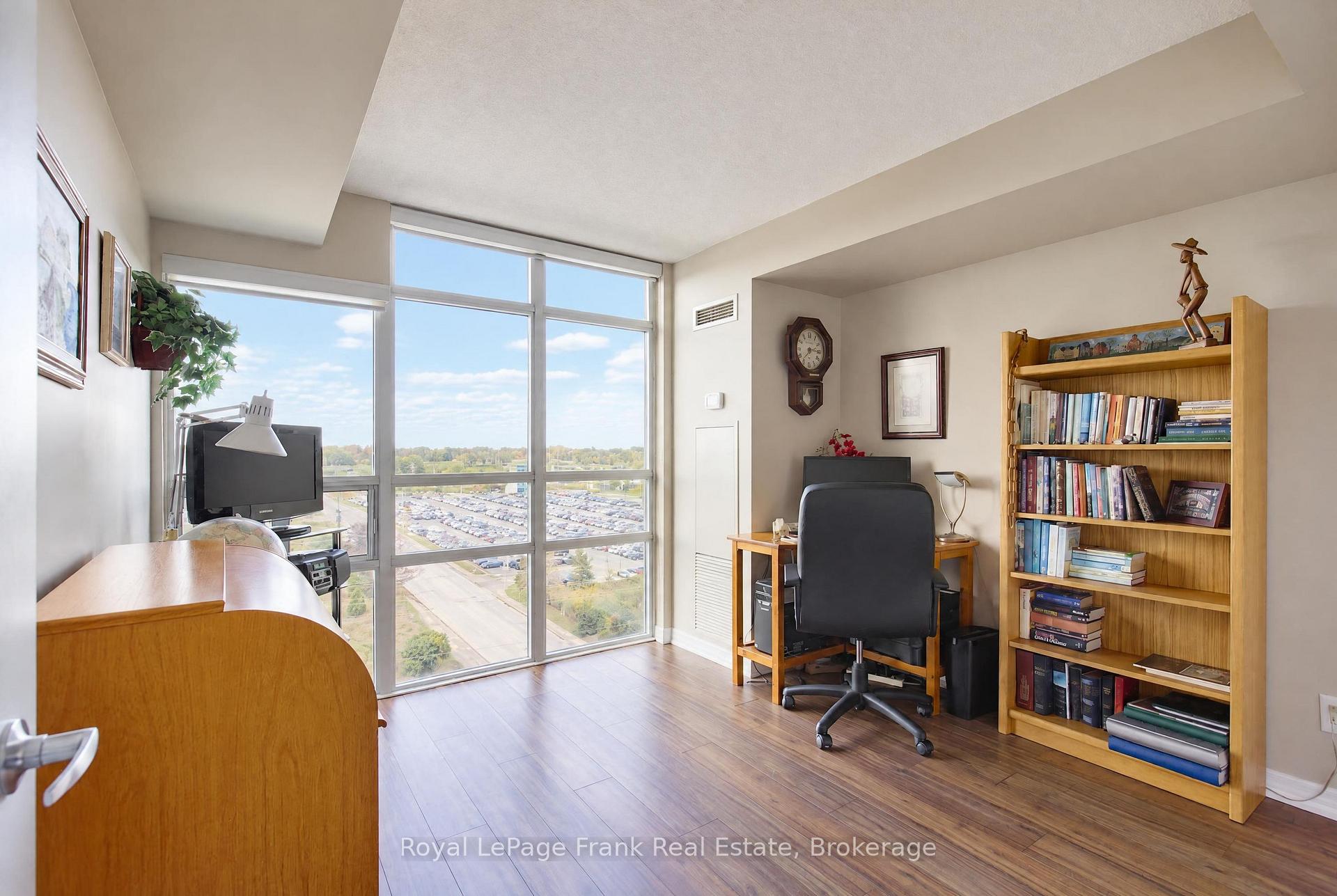 Photo 17 of Unit 904, 1600 Charles Street, Whitby, Port Whitby — HOMEH
