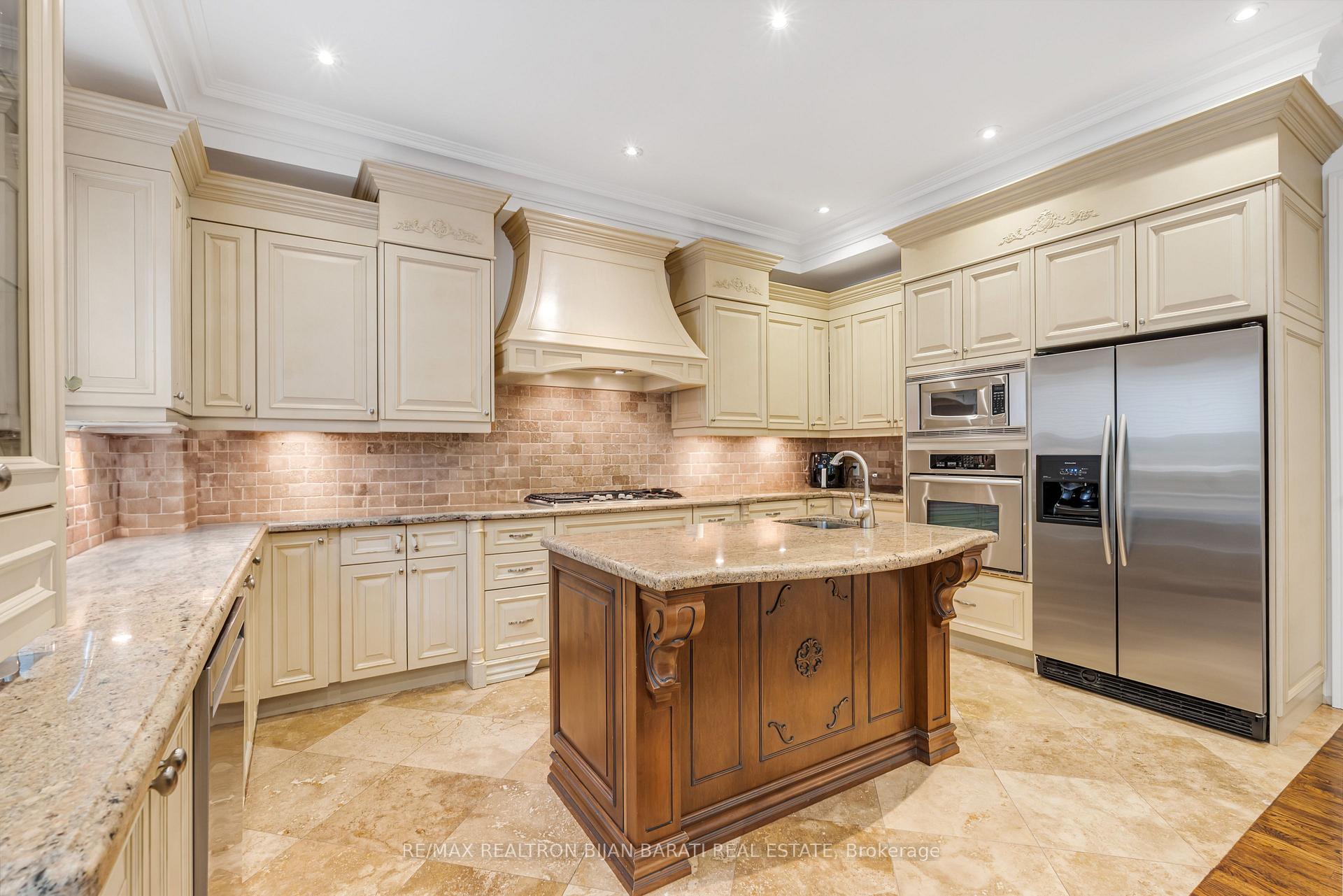 Photo 18 of 397 Hillcrest Avenue, North York, Willowdale East — HOMEH