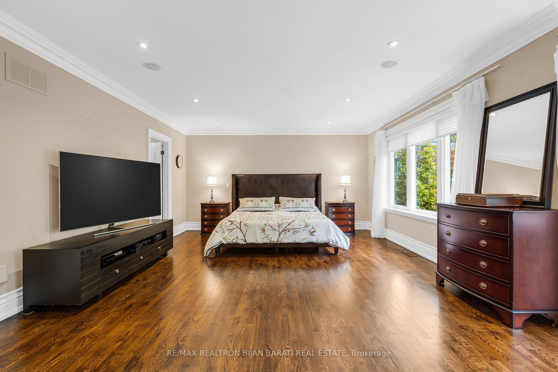 Photo 25 of 397 Hillcrest Avenue, North York, Willowdale East — HOMEH
