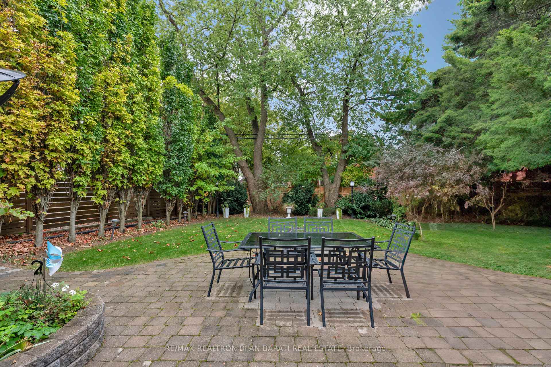 Photo 41 of 397 Hillcrest Avenue, North York, Willowdale East — HOMEH
