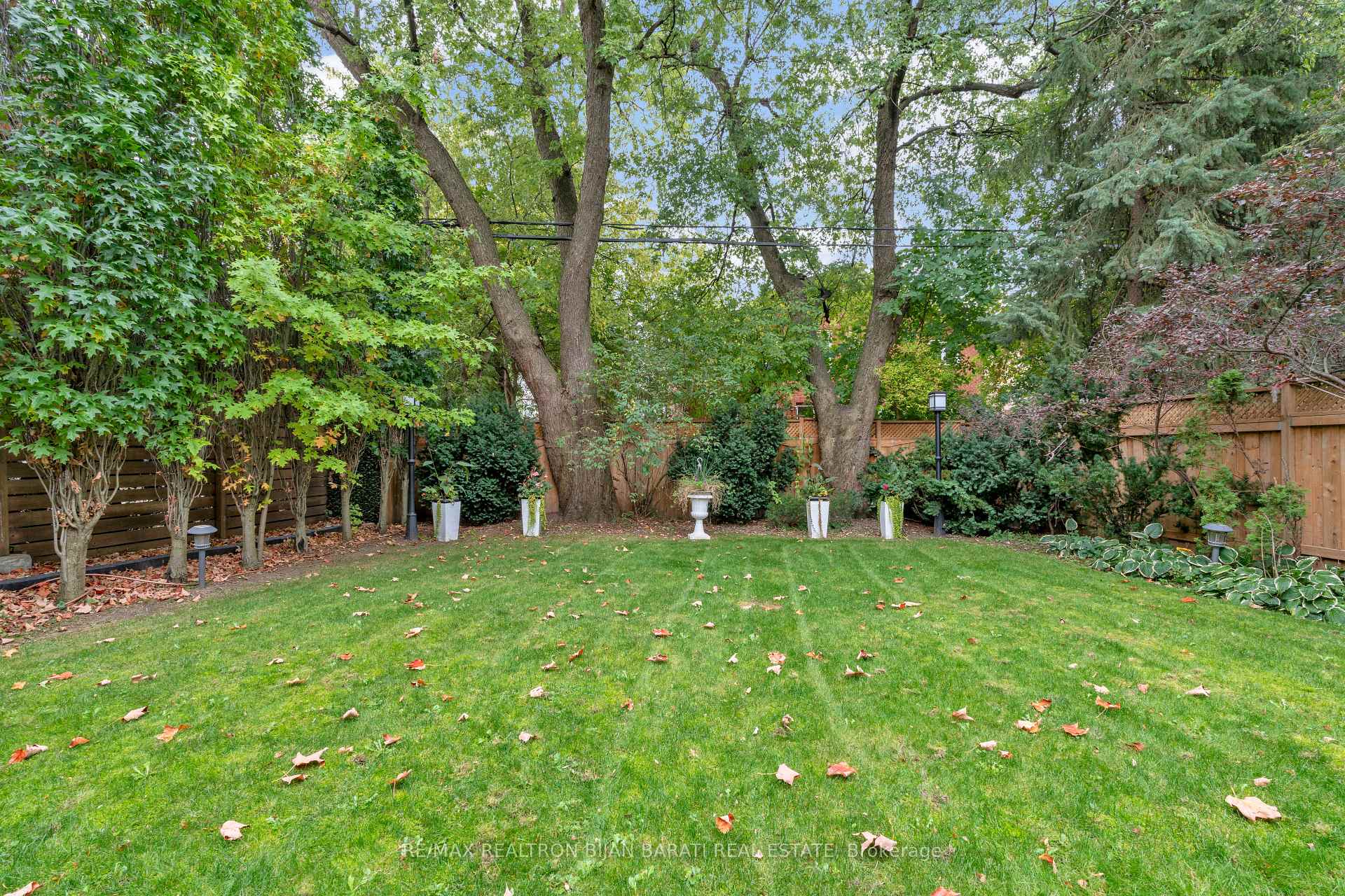 Photo 43 of 397 Hillcrest Avenue, North York, Willowdale East — HOMEH
