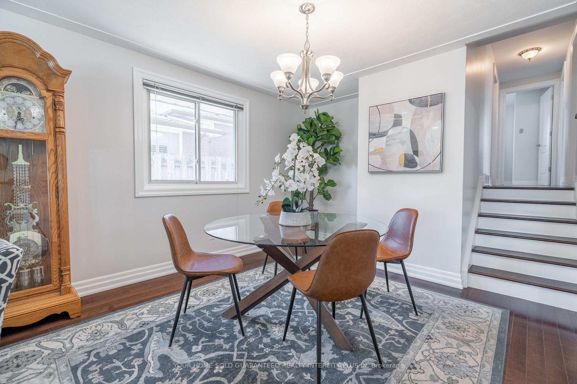 Photo 9 of 130 Burrwood Drive, Hamilton, Rolston — HOMEH