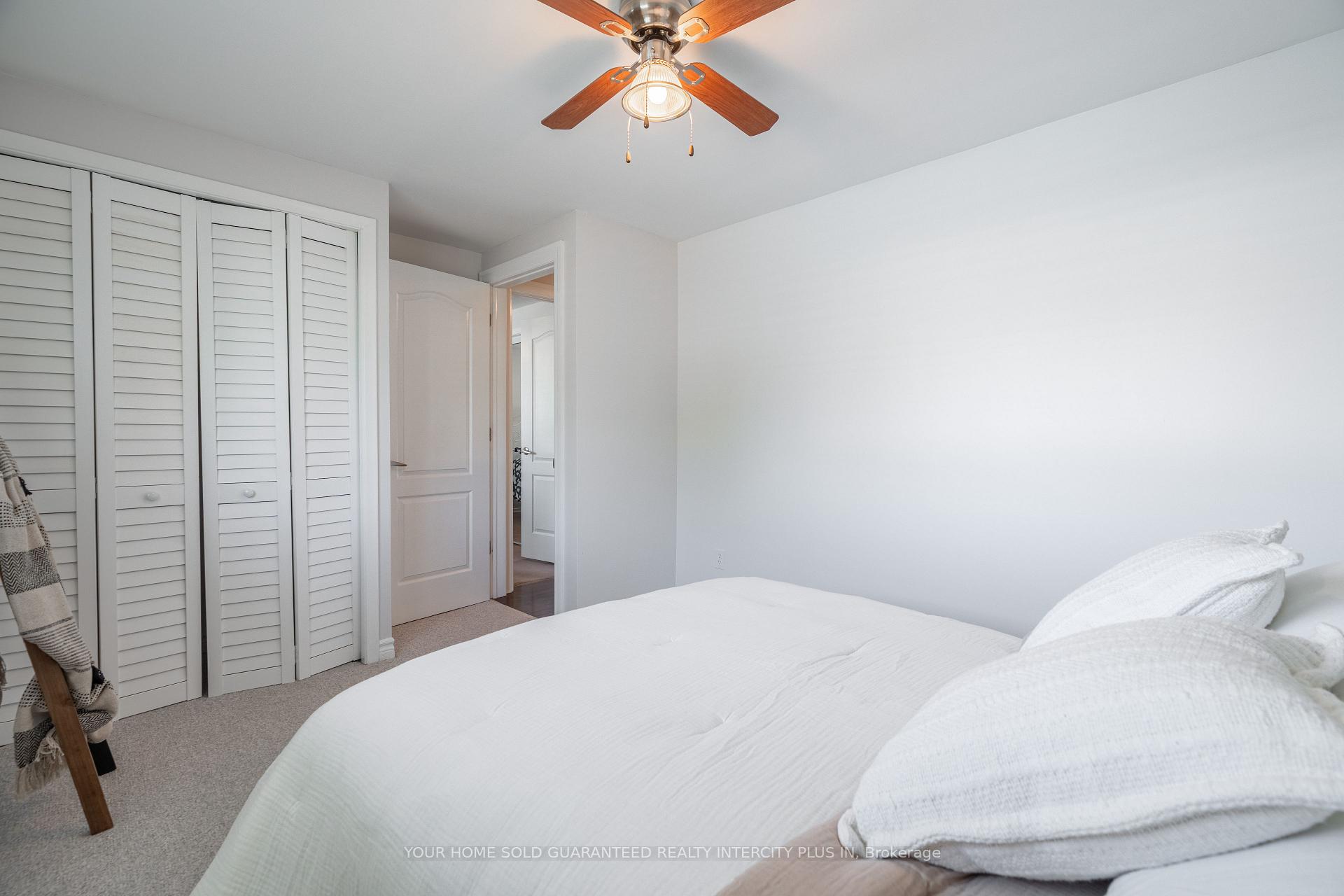 Photo 11 of 130 Burrwood Drive, Hamilton, Rolston — HOMEH