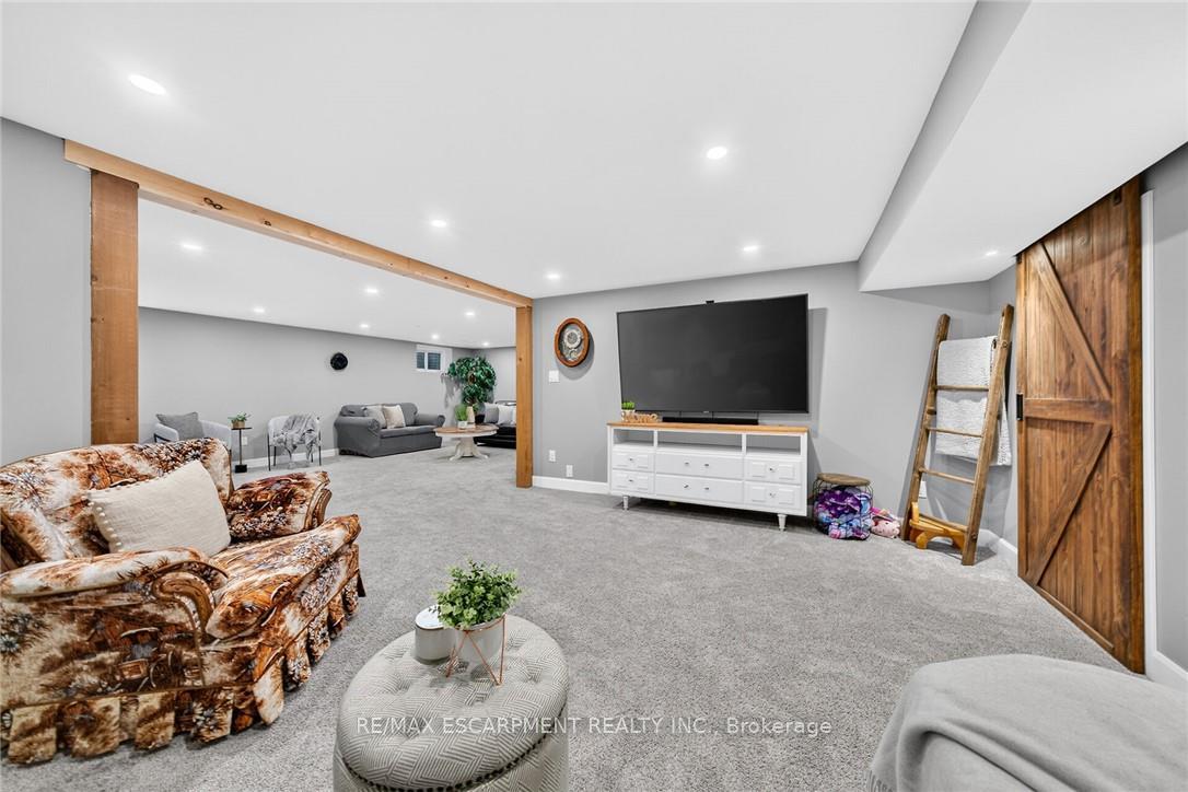 Photo 34 of 225 Maccrae Drive, Haldimand — HOMEH