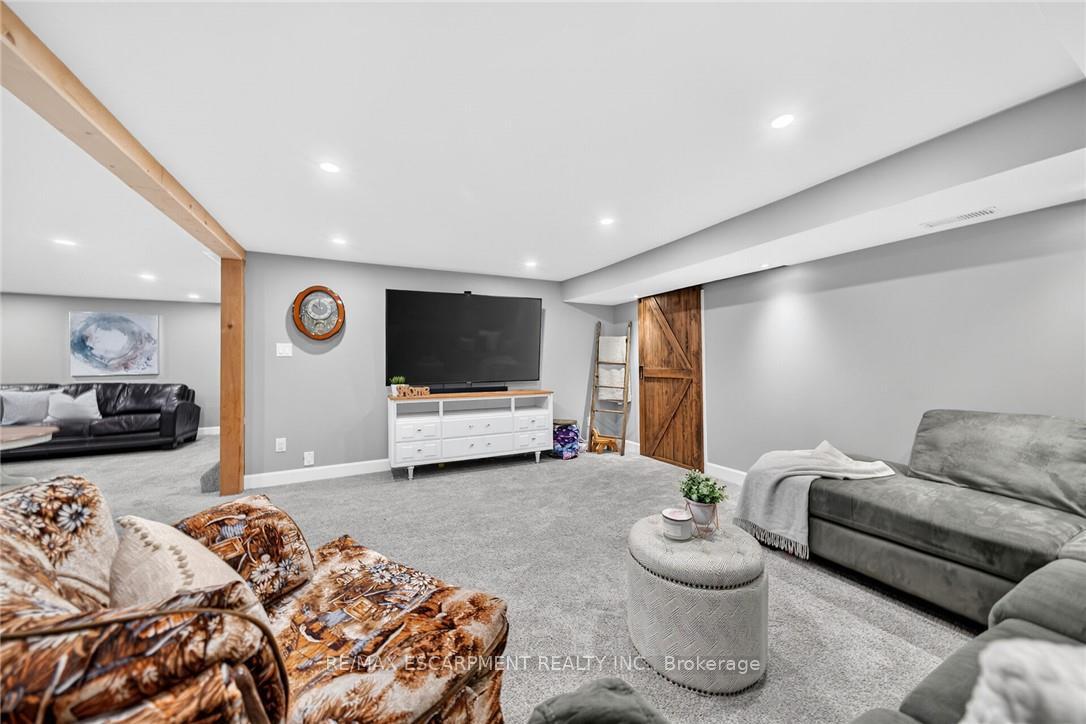 Photo 35 of 225 Maccrae Drive, Haldimand — HOMEH