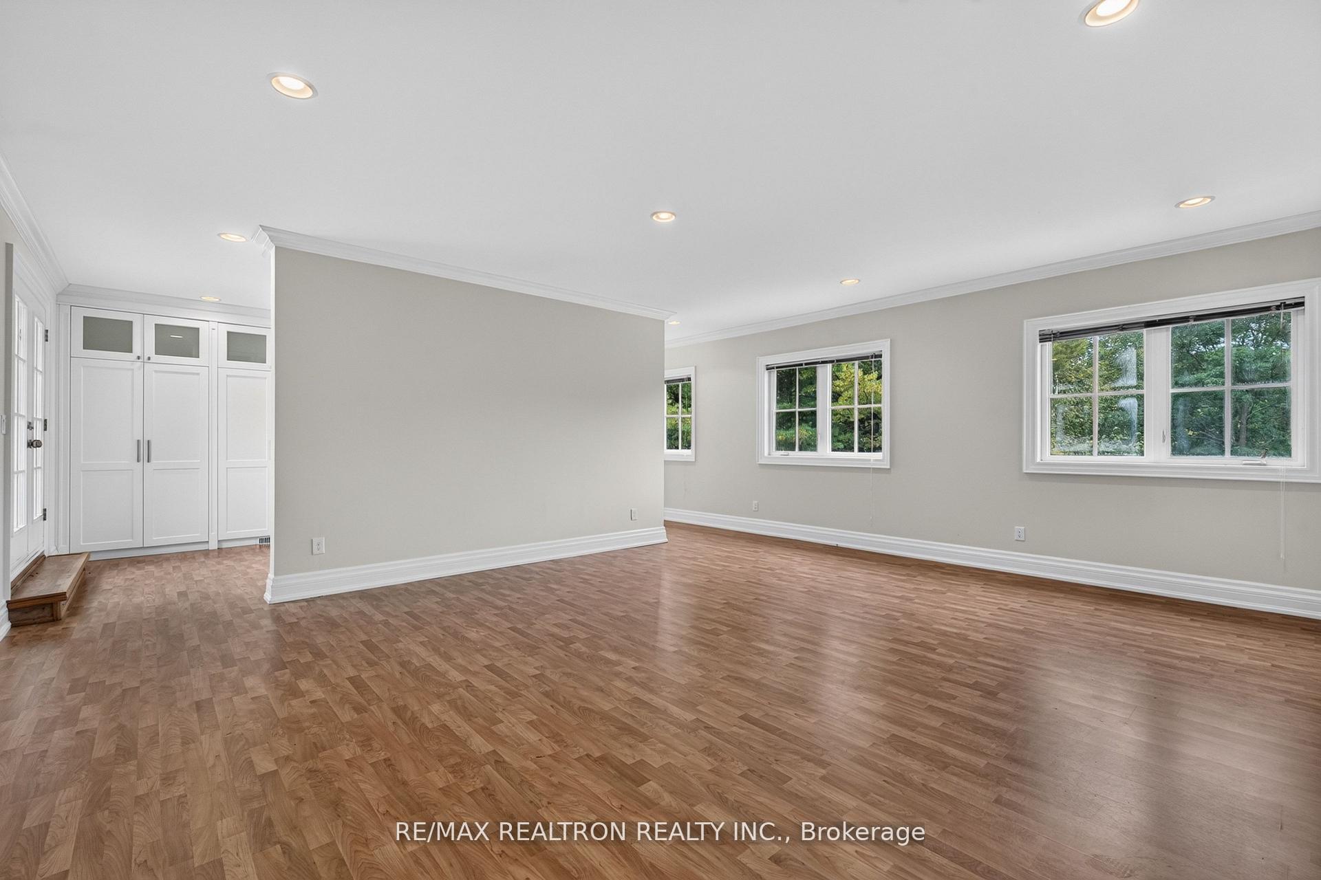 Photo 38 of 65 Kingswood Drive, King, Rural King — HOMEH