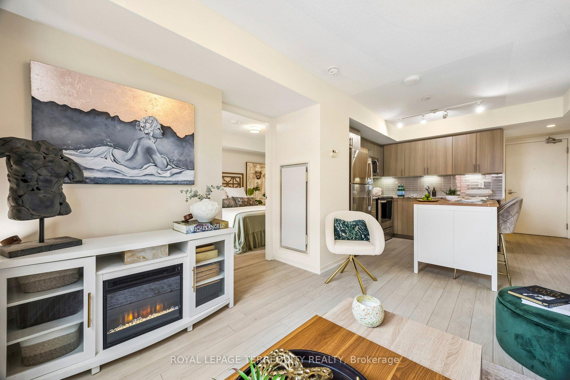 Photo 13 of Unit 524, 3091 Dufferin Street, North York, Yorkdale-Glen Park — HOMEH
