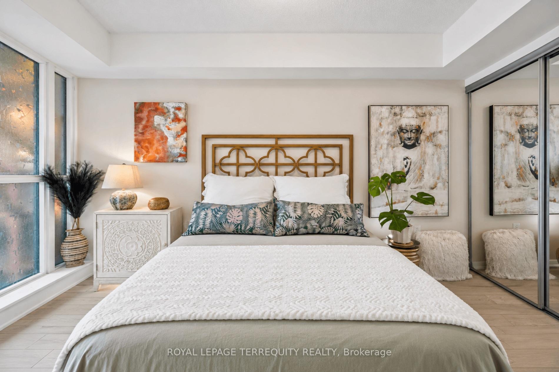 Photo 14 of Unit 524, 3091 Dufferin Street, North York, Yorkdale-Glen Park — HOMEH