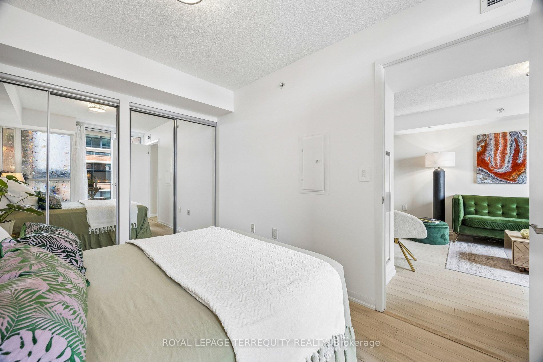 Photo 16 of Unit 524, 3091 Dufferin Street, North York, Yorkdale-Glen Park — HOMEH