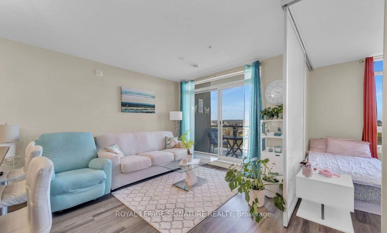 Photo 4 of Unit 405, 467 Charlton Street, Hamilton, Stinson — HOMEH