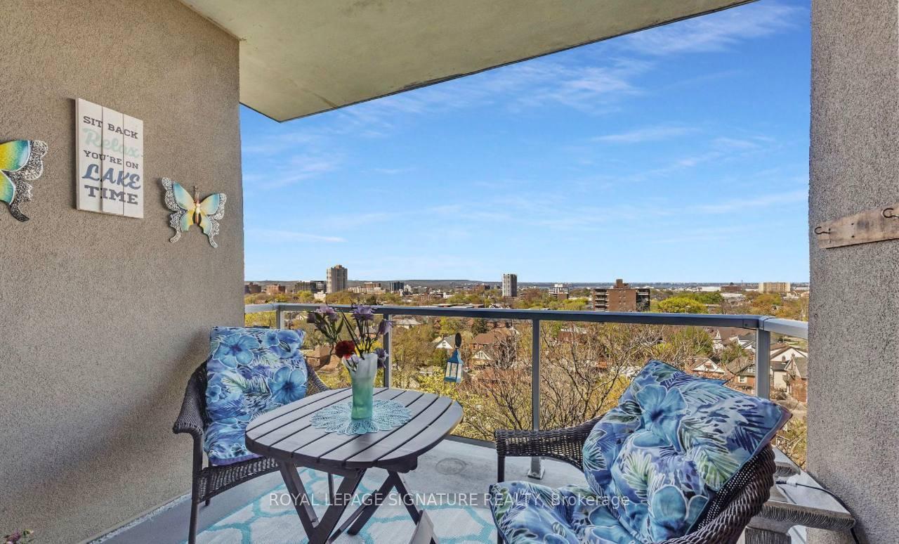 Photo 6 of Unit 405, 467 Charlton Street, Hamilton, Stinson — HOMEH