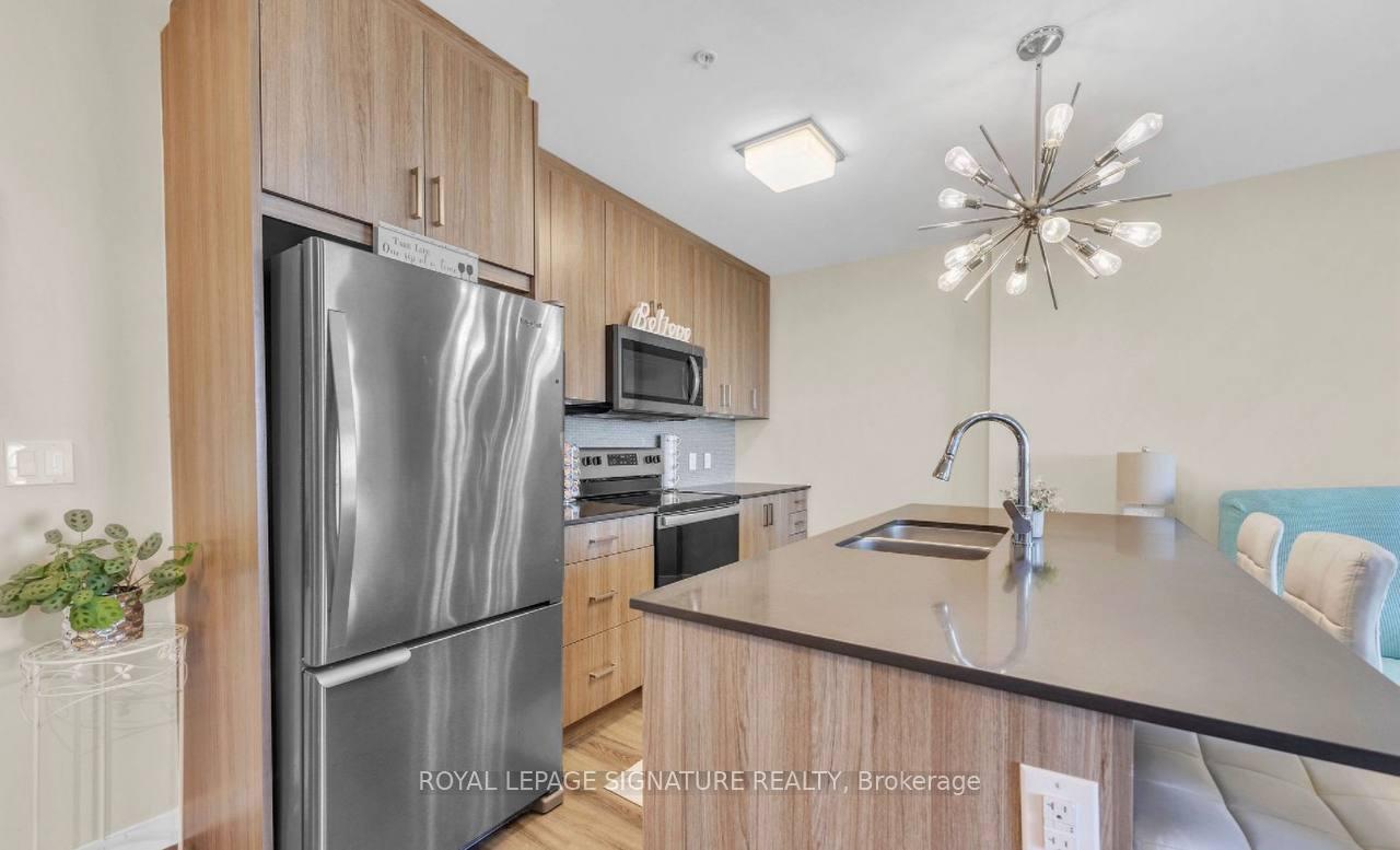 Photo 8 of Unit 405, 467 Charlton Street, Hamilton, Stinson — HOMEH