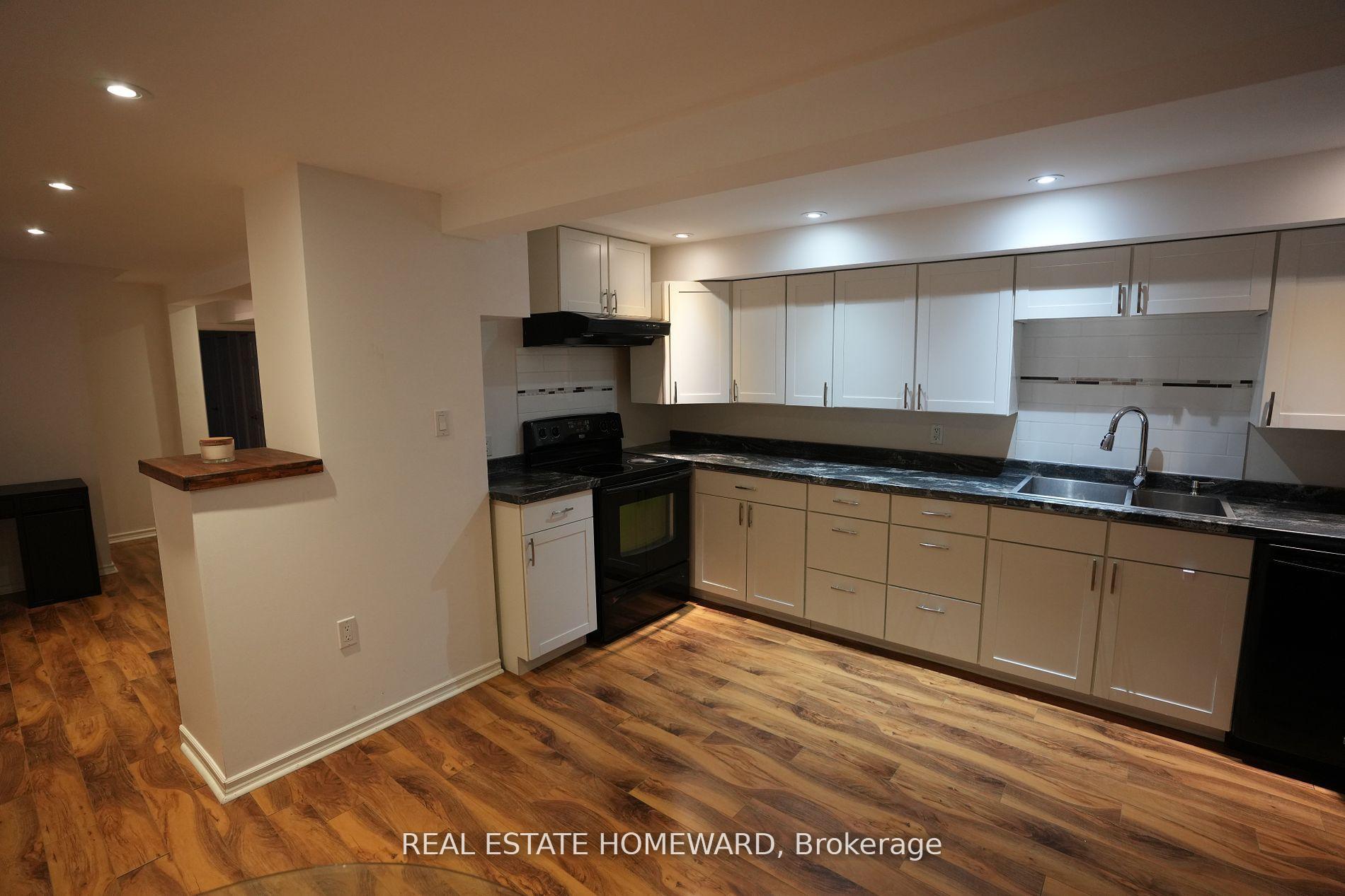 Photo 2 of 343 Monarch Park Avenue, Toronto, Danforth Village-East York — HOMEH