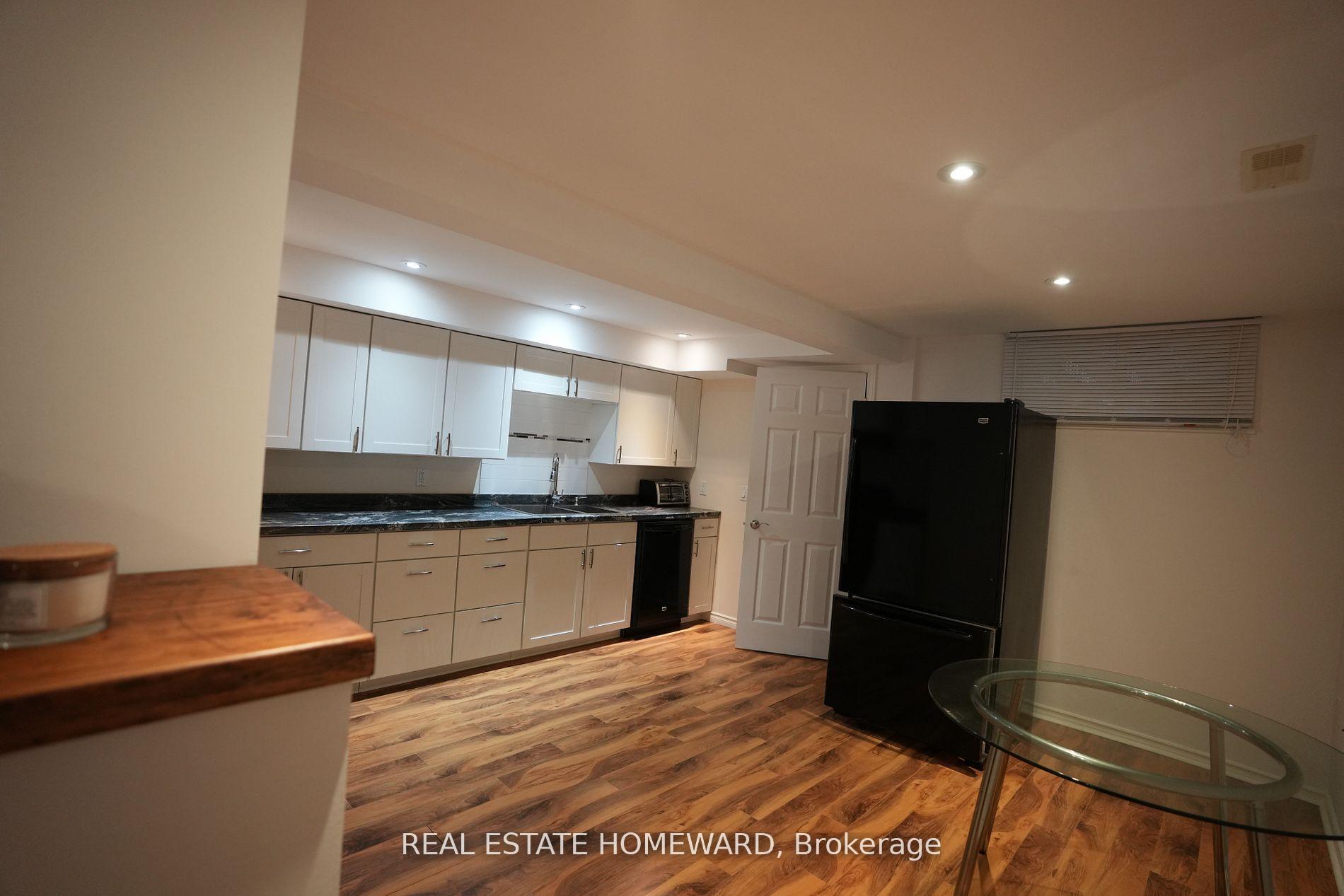 Photo 3 of 343 Monarch Park Avenue, Toronto, Danforth Village-East York — HOMEH