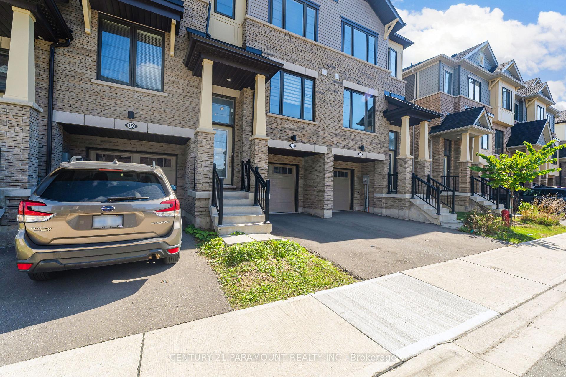 Photo 4 of Unit 20, 185 Bedrock Drive, Hamilton, Stoney Creek Mountain — HOMEH