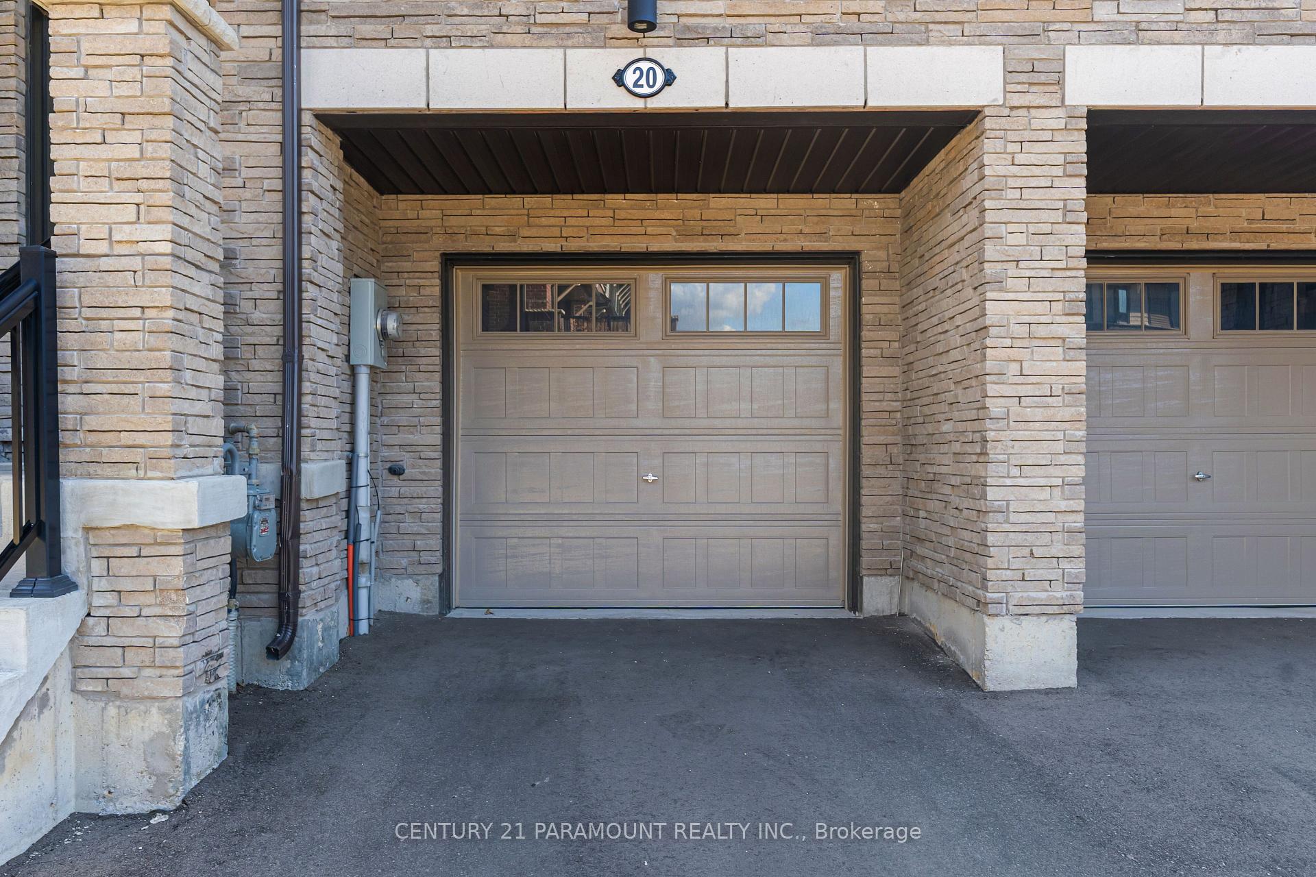 Photo 5 of Unit 20, 185 Bedrock Drive, Hamilton, Stoney Creek Mountain — HOMEH