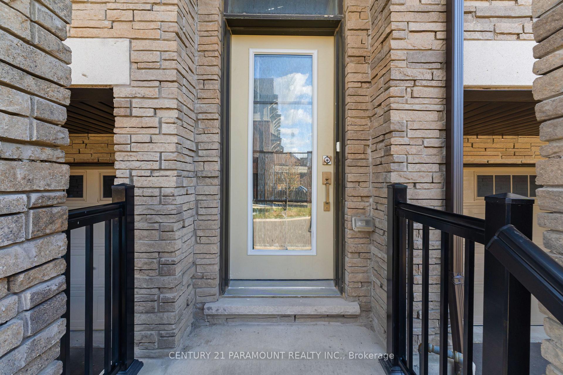 Photo 6 of Unit 20, 185 Bedrock Drive, Hamilton, Stoney Creek Mountain — HOMEH