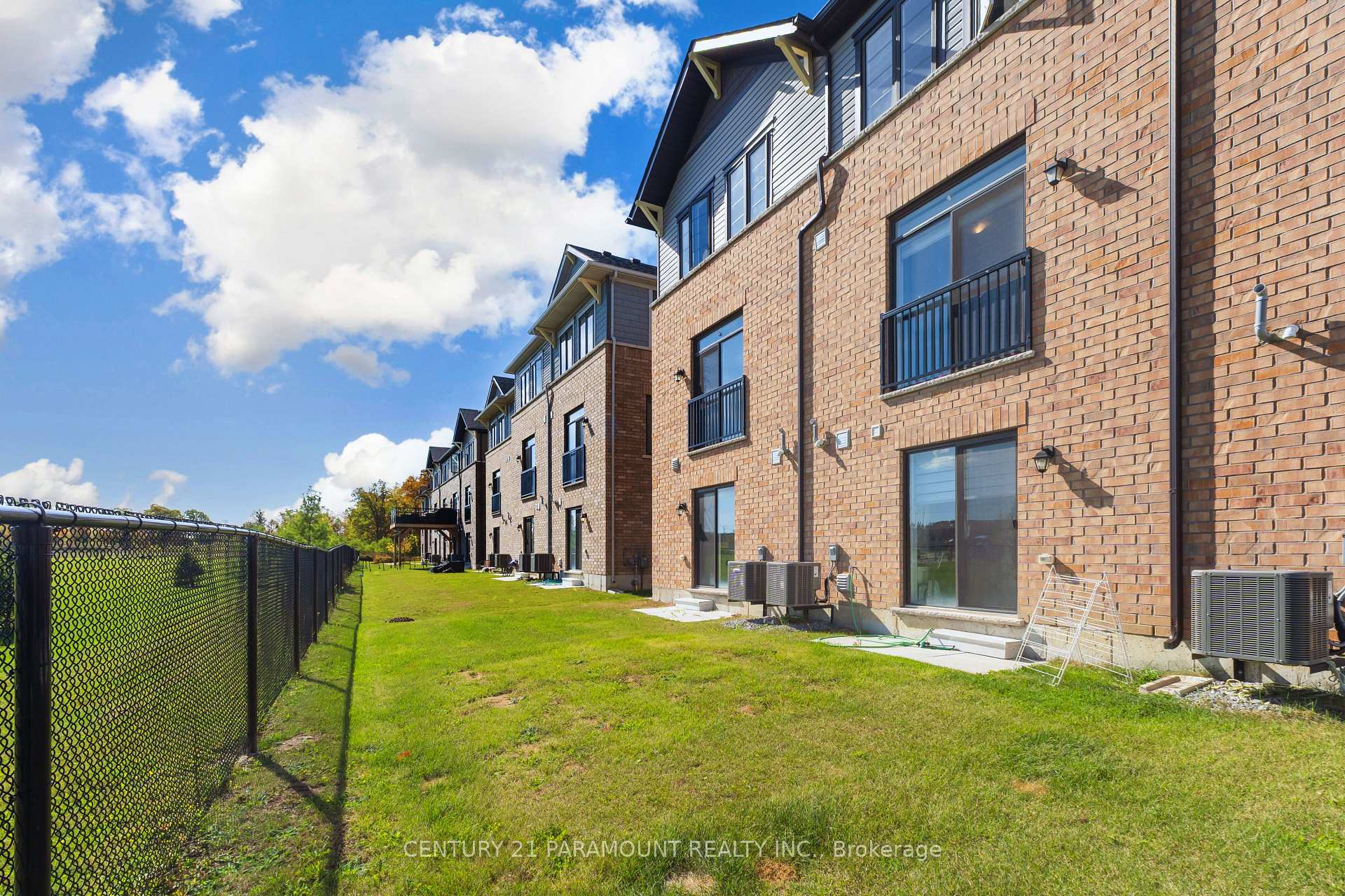 Photo 39 of Unit 20, 185 Bedrock Drive, Hamilton, Stoney Creek Mountain — HOMEH