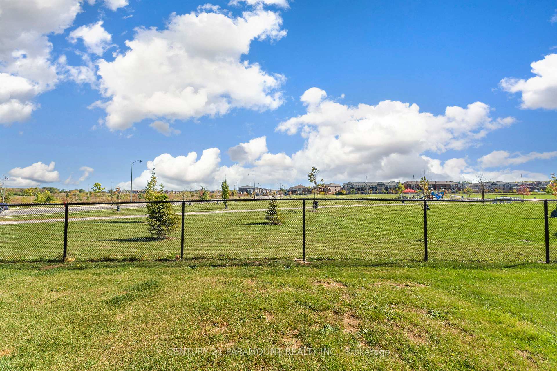 Photo 40 of Unit 20, 185 Bedrock Drive, Hamilton, Stoney Creek Mountain — HOMEH