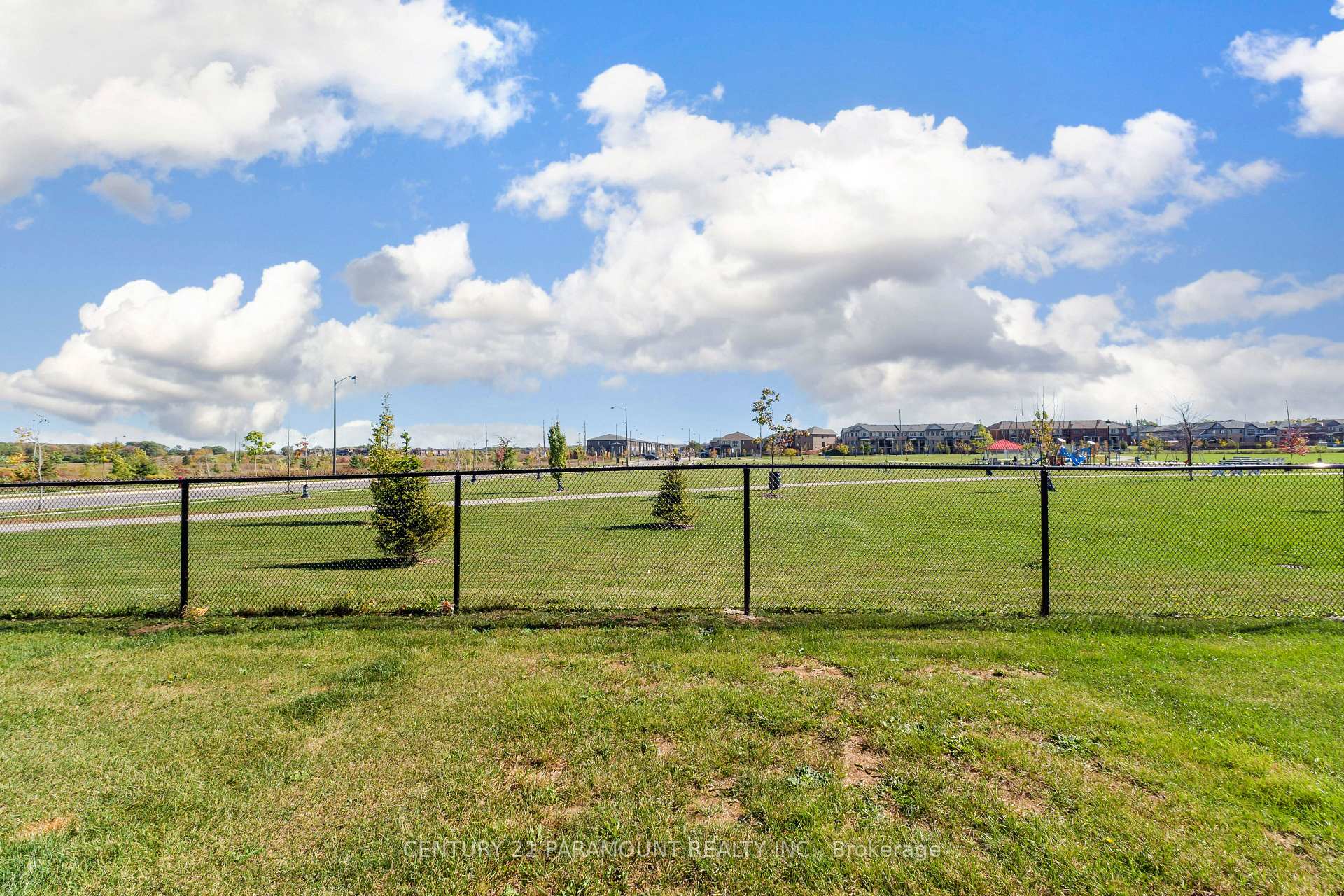 Photo 41 of Unit 20, 185 Bedrock Drive, Hamilton, Stoney Creek Mountain — HOMEH
