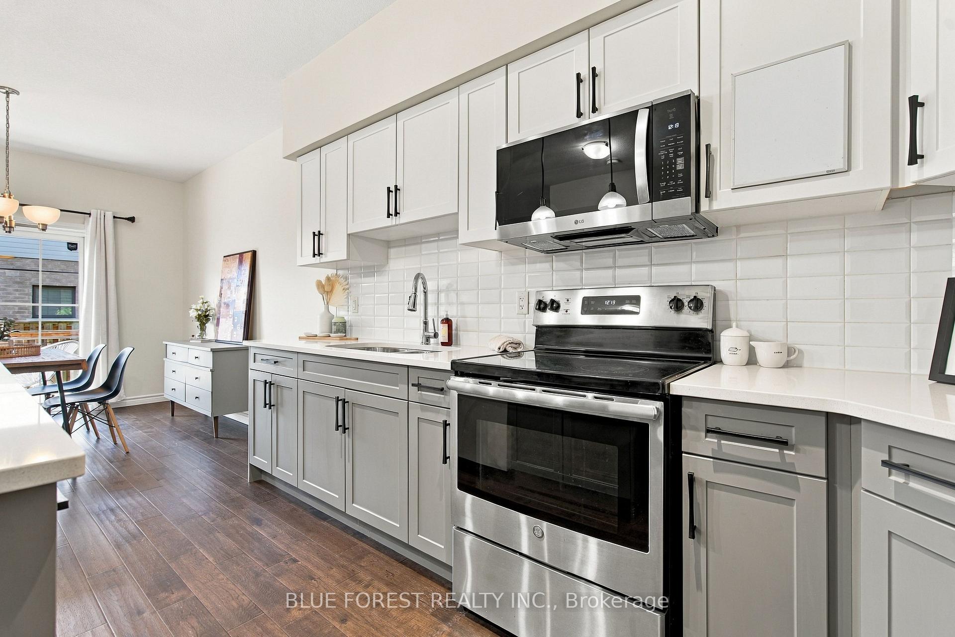Photo 6 of Unit 52, 2910 Tokala Trail, London, North S — HOMEH