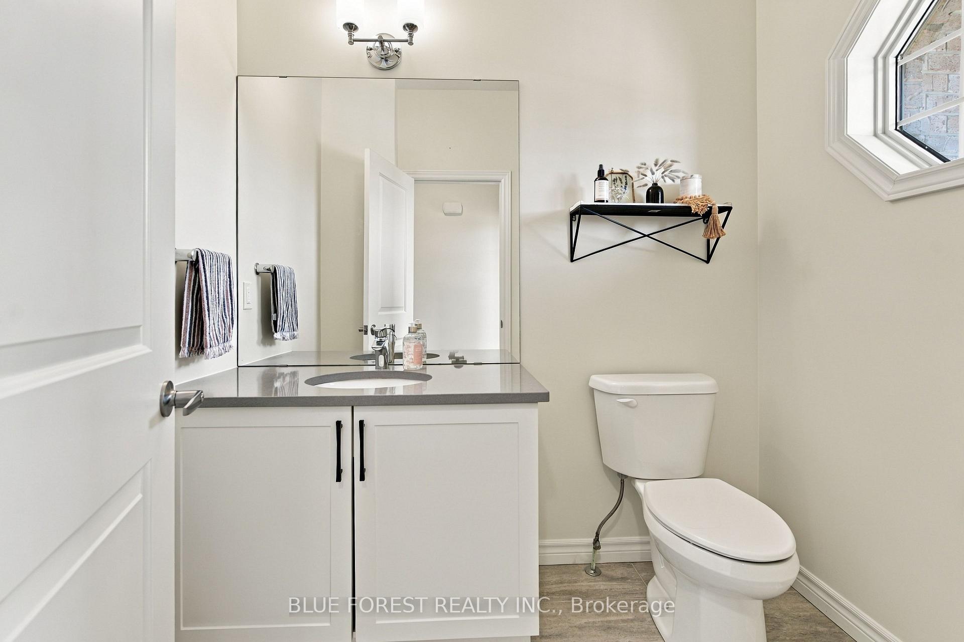 Photo 13 of Unit 52, 2910 Tokala Trail, London, North S — HOMEH