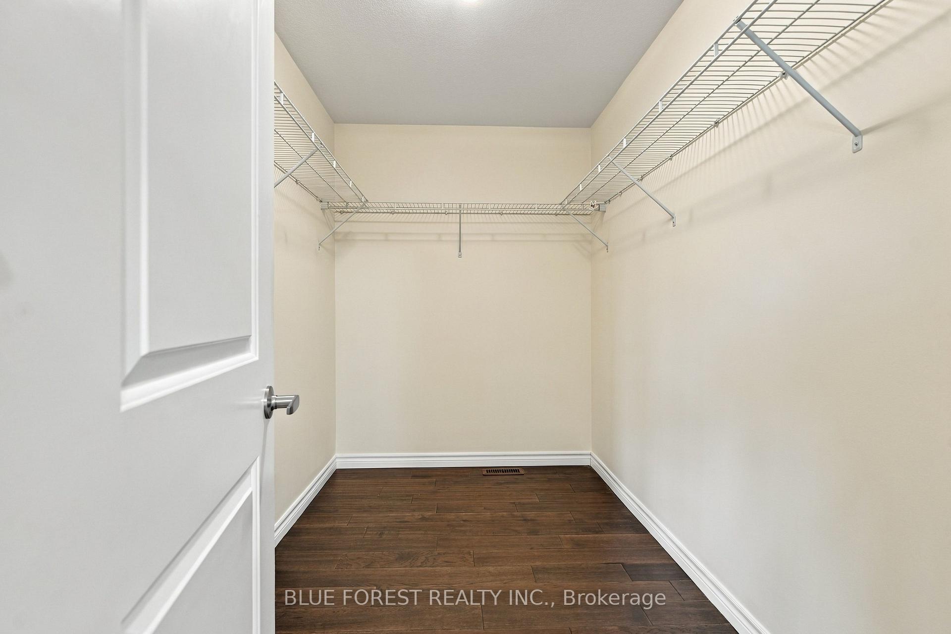 Photo 18 of Unit 52, 2910 Tokala Trail, London, North S — HOMEH