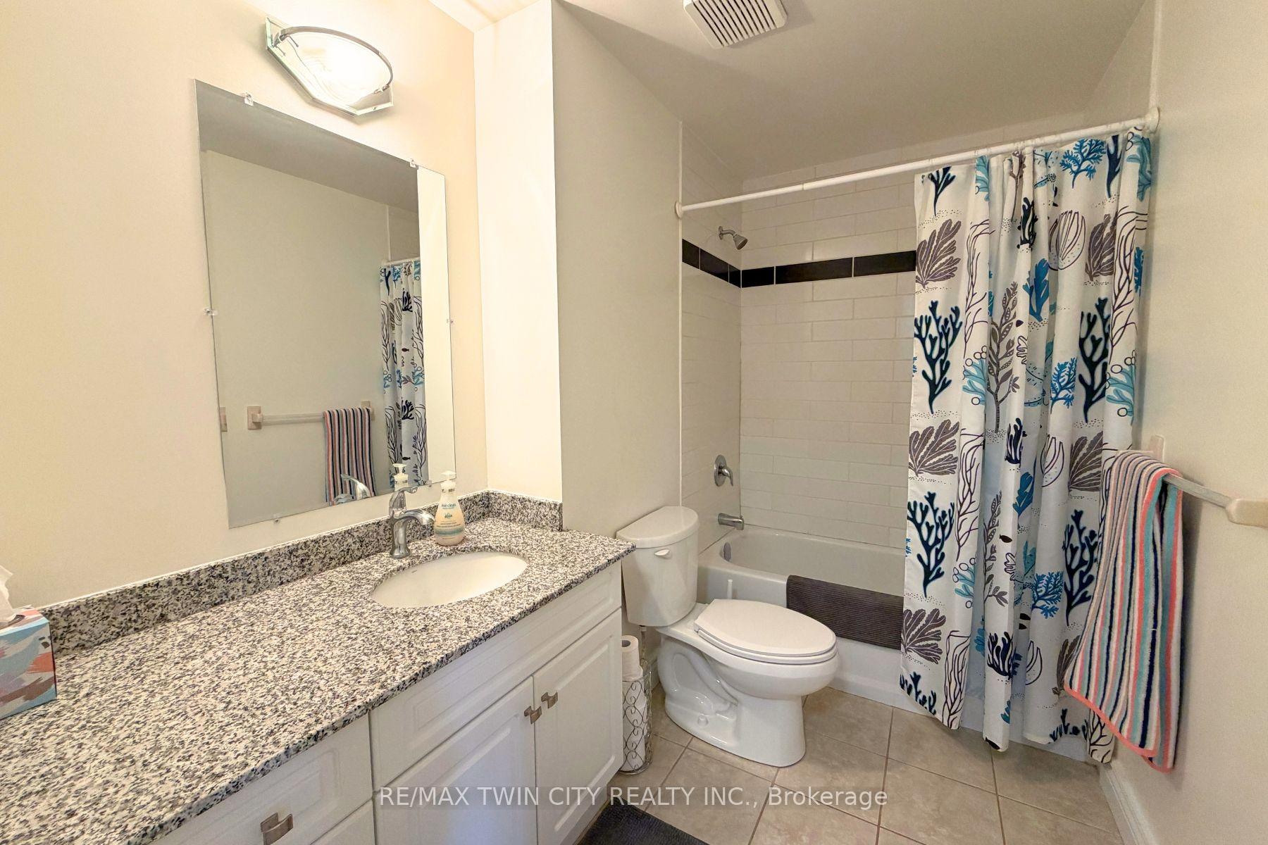 Photo 3 of 276 Eiwo Court, Waterloo, Lexington — HOMEH