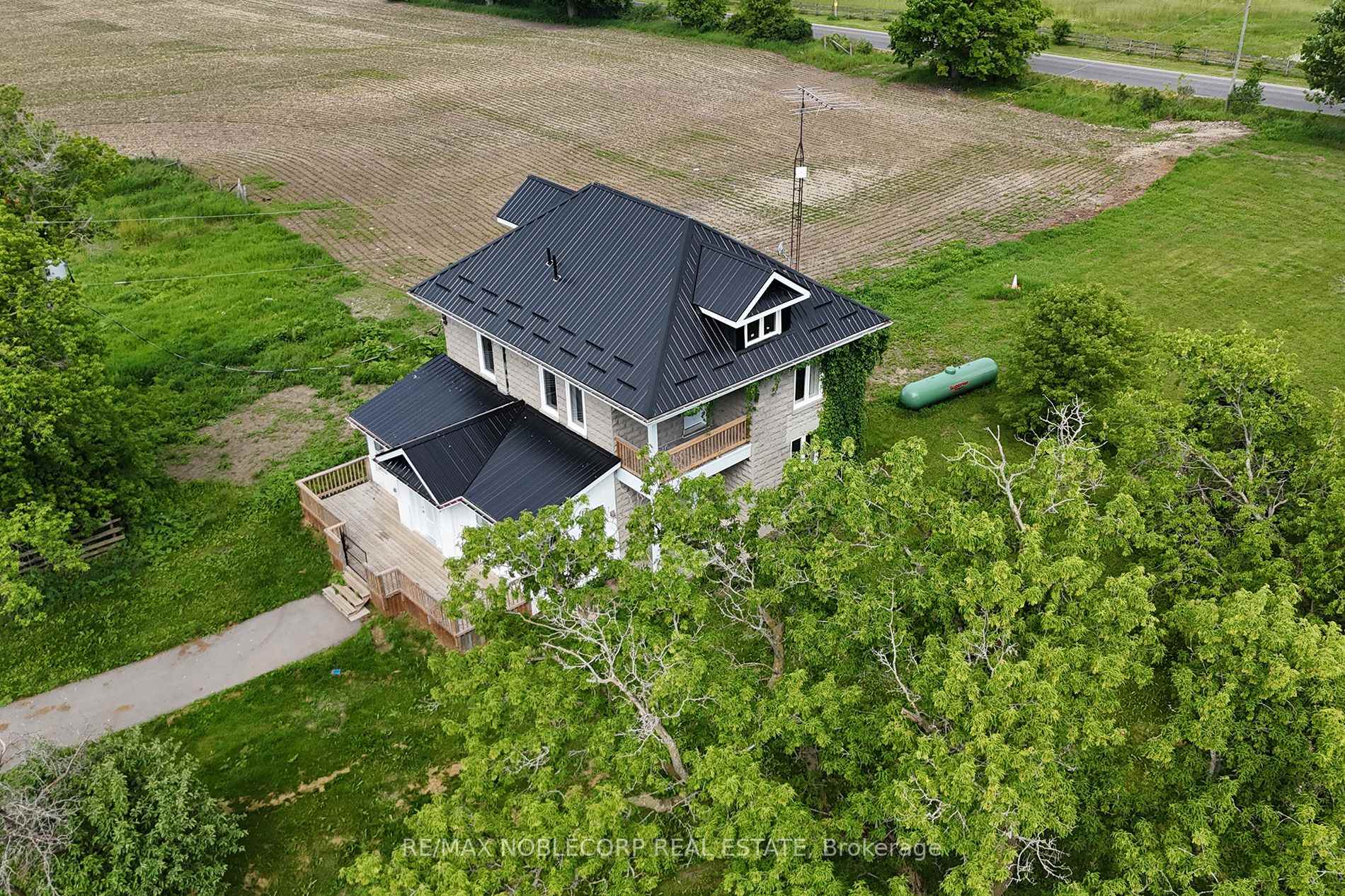 Photo 23 of 2350 Thorah Concession 4 Road, Brock, Rural Brock — HOMEH