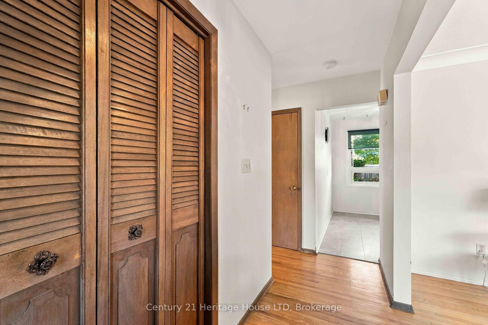 Photo 8 of 4227 Pettit Avenue, Niagara Falls, Morrison — HOMEH