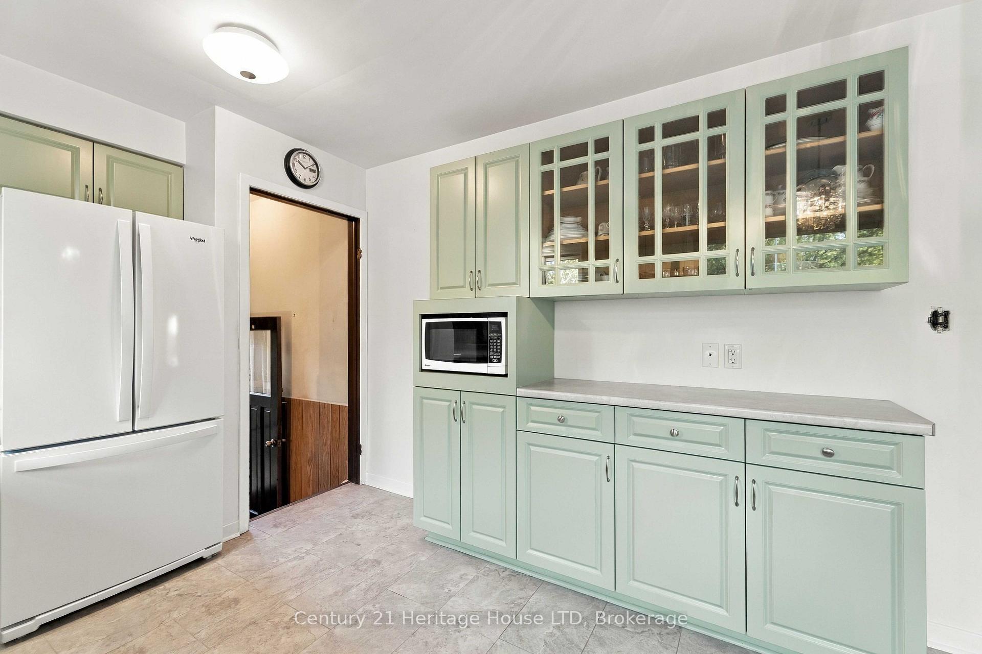 Photo 16 of 4227 Pettit Avenue, Niagara Falls, Morrison — HOMEH